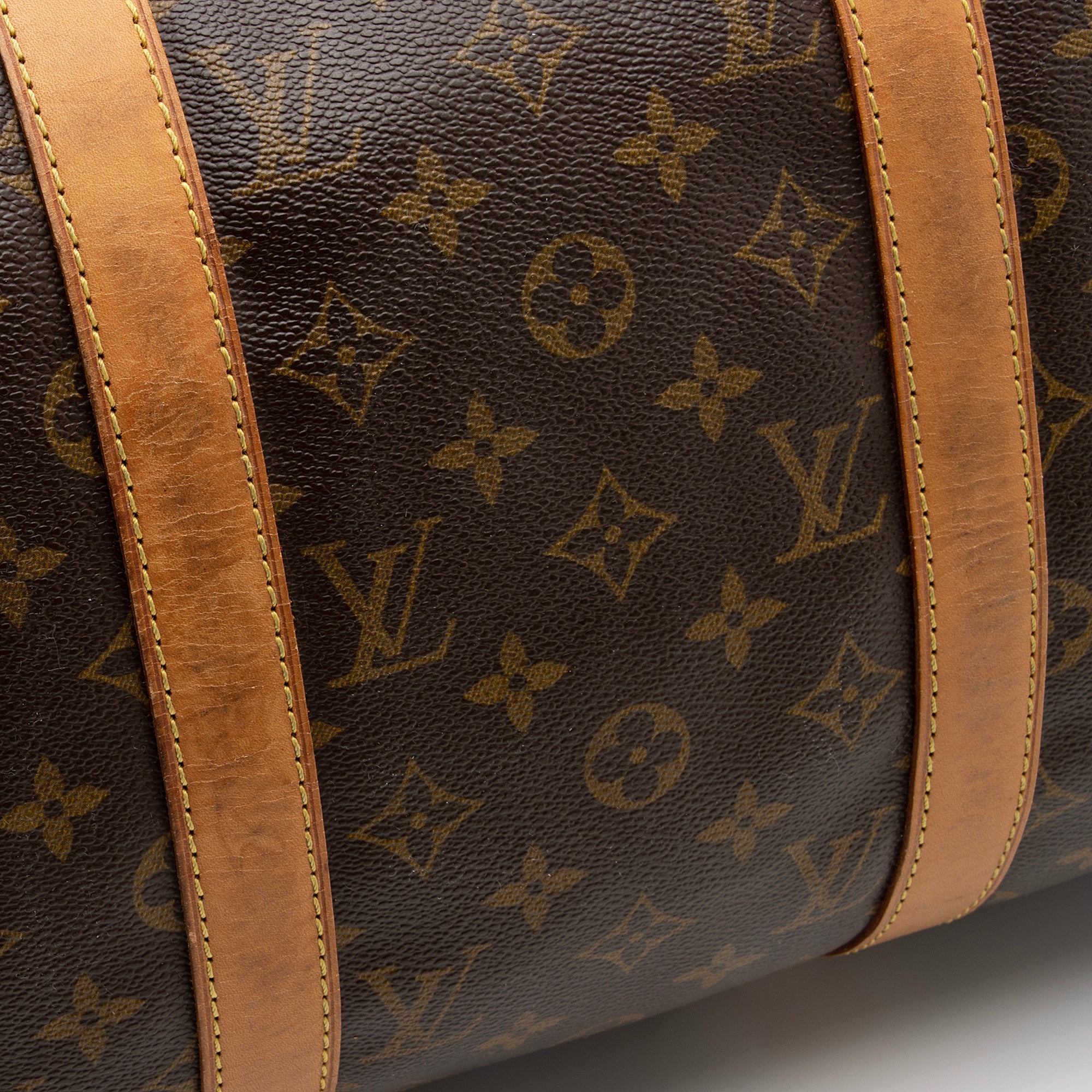 Louis Vuitton Vintage Monogram Canvas Keepall Bandouliere 50 Duffle Bag (SHF-22496) - Image 11