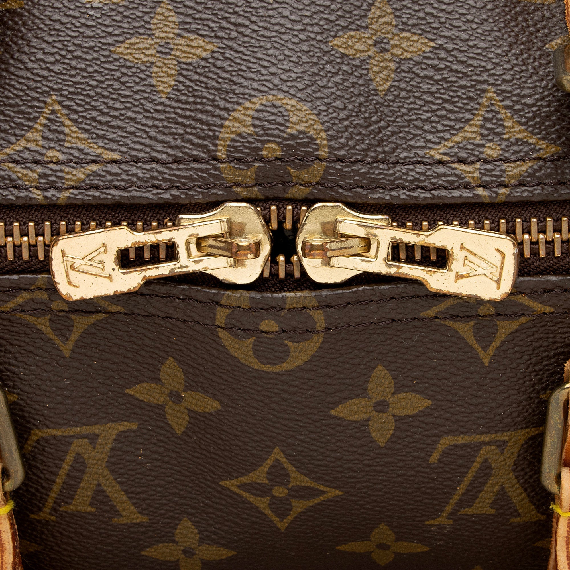 Louis Vuitton Vintage Monogram Canvas Keepall Bandouliere 50 Duffle Bag (SHF-MsNrAx) - Image 8