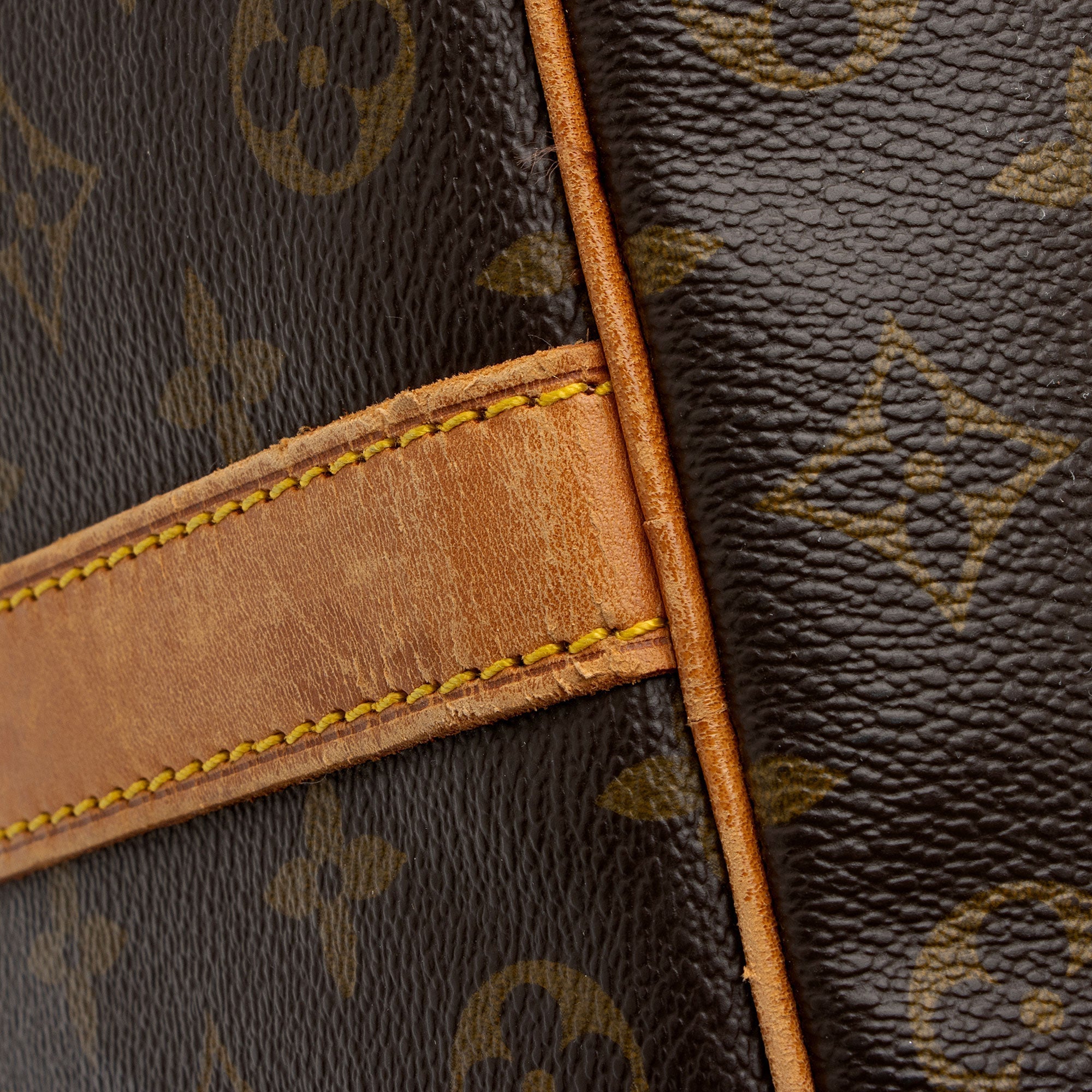 Louis Vuitton Vintage Monogram Canvas Keepall Bandouliere 50 Duffle Bag (SHF-MsNrAx) - Image 9