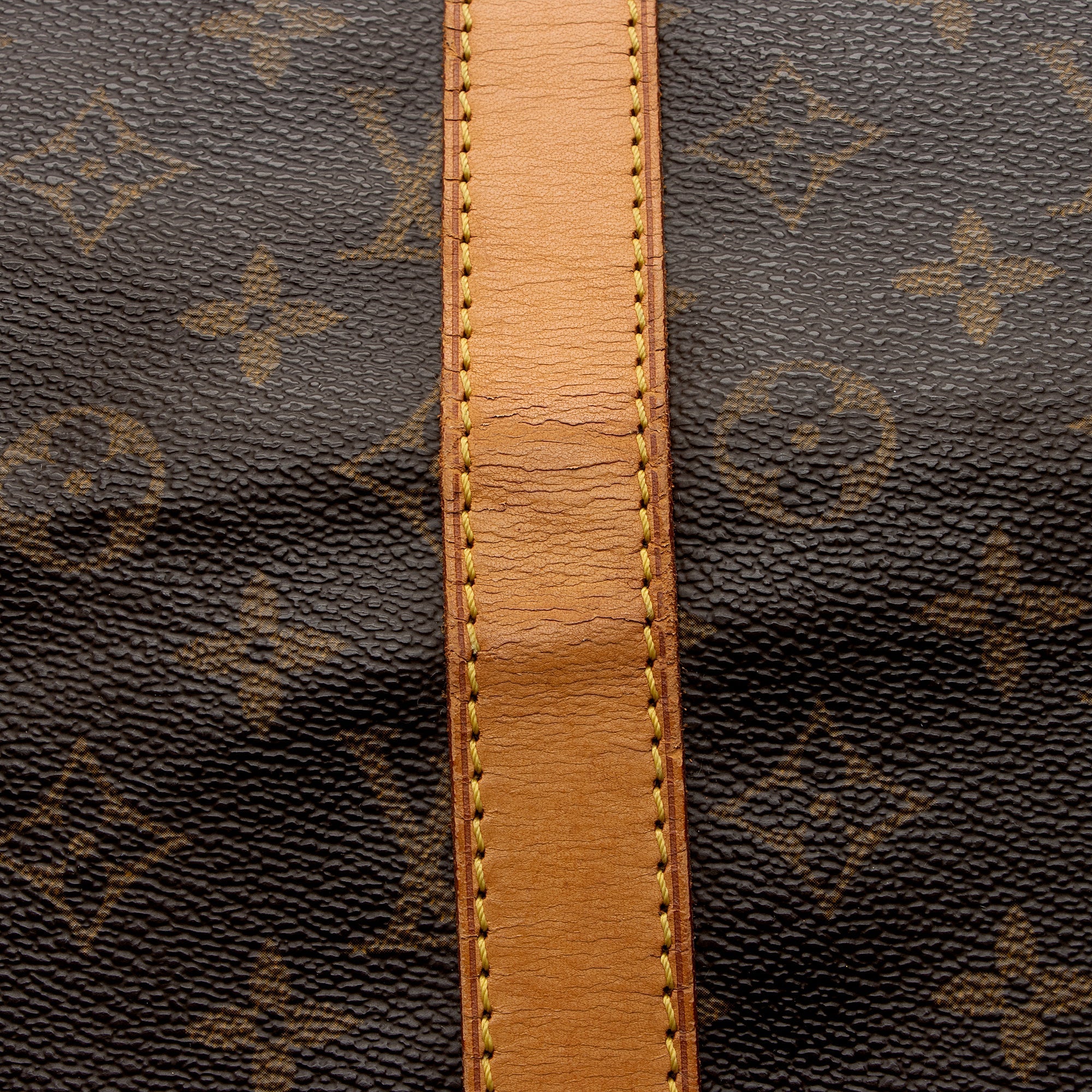 Louis Vuitton Vintage Monogram Canvas Keepall Bandouliere 55 Duffle Bag (SHF-22479) - Image 10