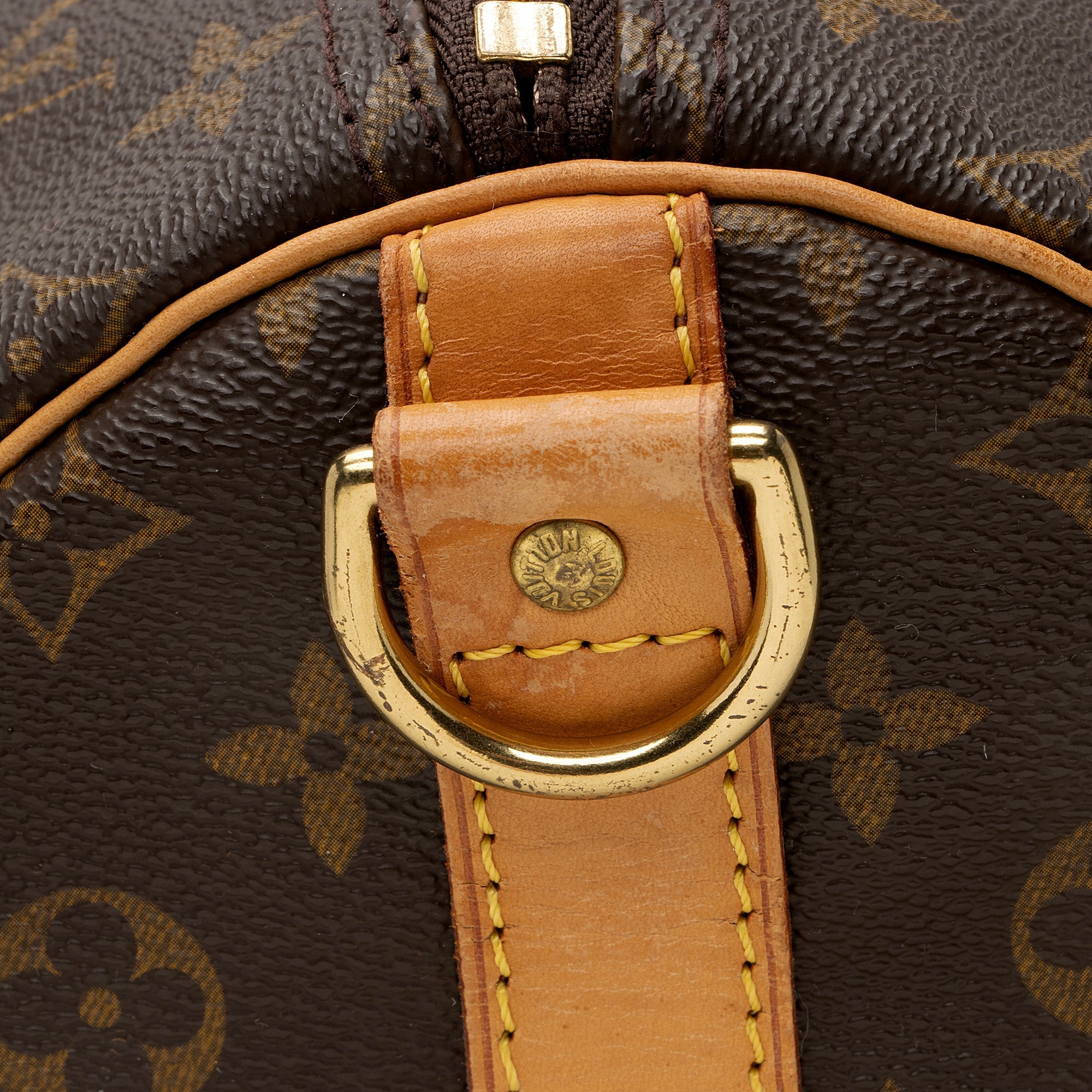 Louis Vuitton Vintage Monogram Canvas Keepall Bandouliere 55 Duffle Bag (SHF-22479) - Image 12