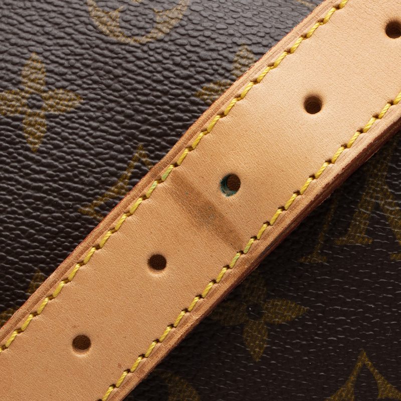 Louis Vuitton Vintage Monogram Canvas Keepall Bandouliere 55 Duffle Bag (SHF-PQTyV5) - Image 13