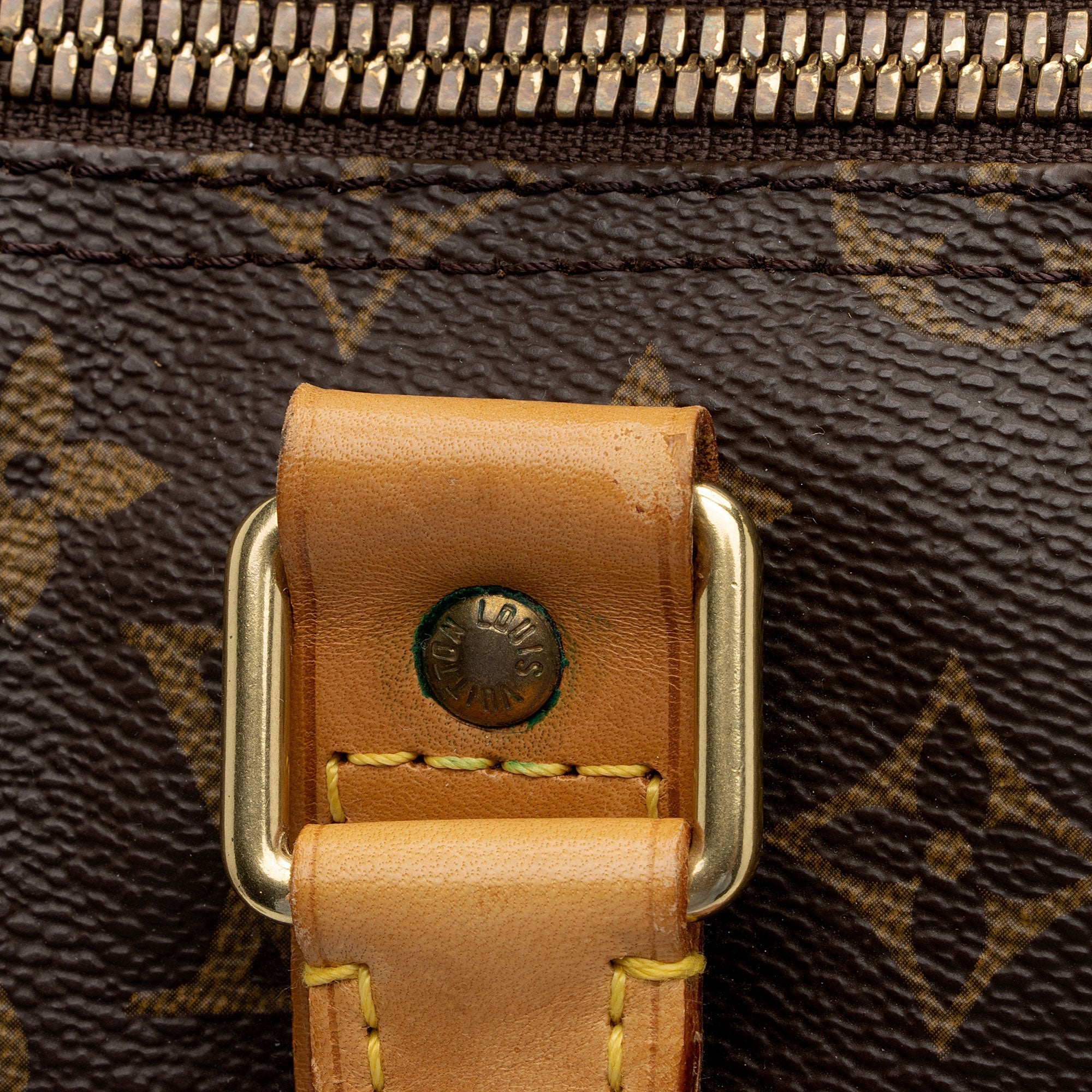Louis Vuitton Vintage Monogram Canvas Keepall Bandouliere 55 Duffle Bag (SHF-g634Q4) - Image 9