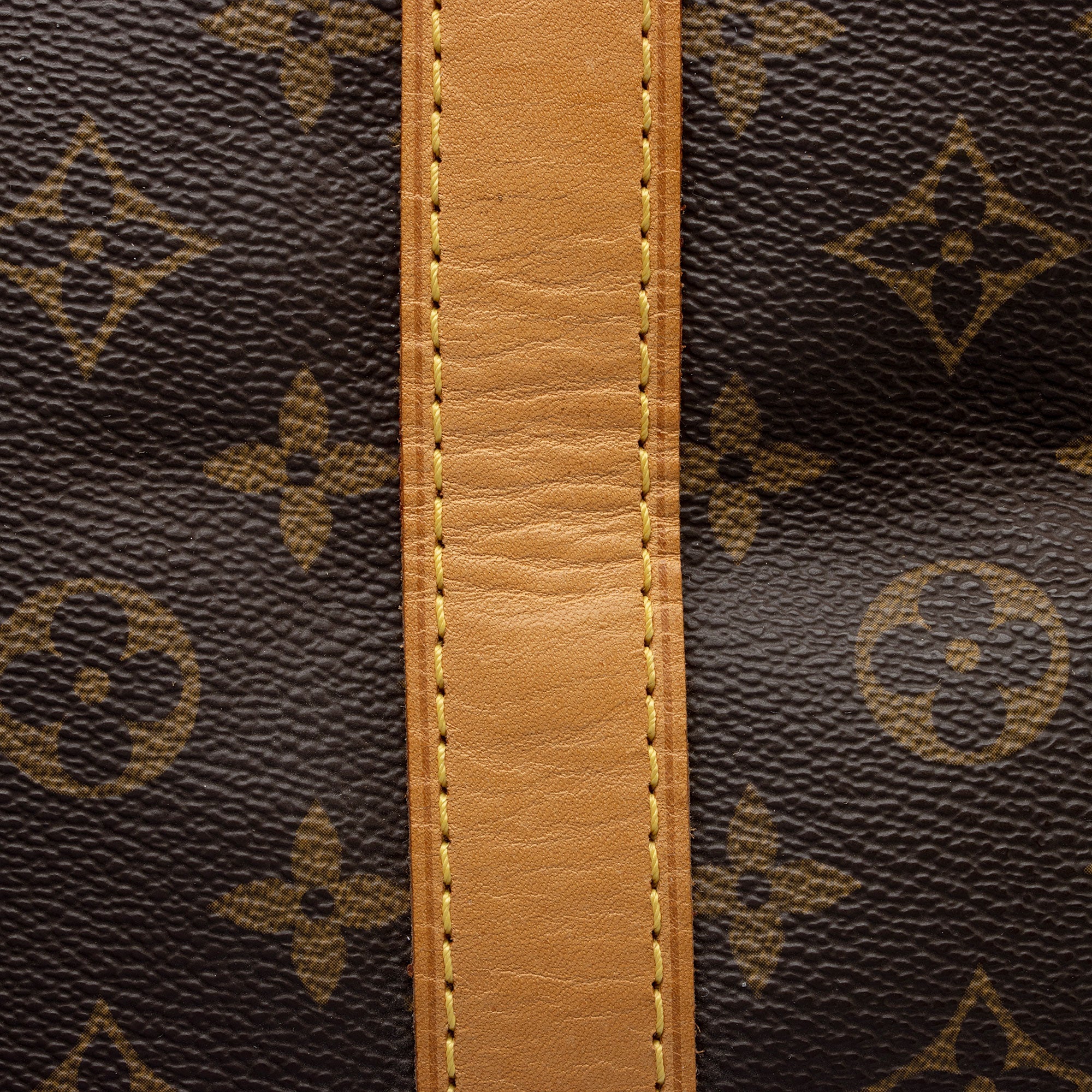 Louis Vuitton Vintage Monogram Canvas Keepall Bandouliere 55 Duffle Bag (SHF-g634Q4) - Image 15