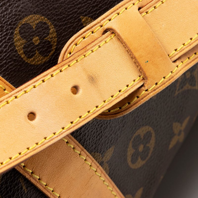 Louis Vuitton Vintage Monogram Canvas Keepall Bandouliere 60 Duffel Bag (SHF-20338) - Image 16