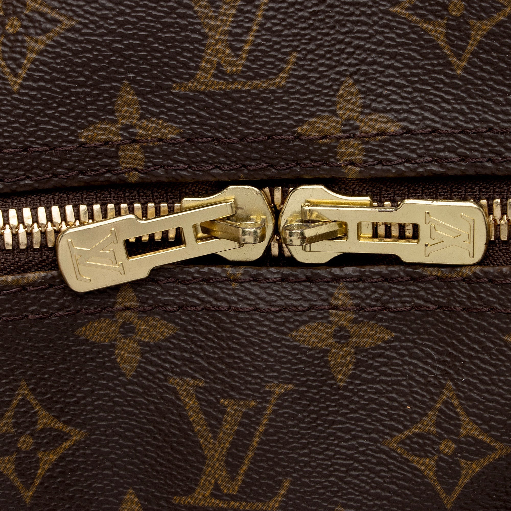 Louis Vuitton Vintage Monogram Canvas Keepall Bandouliere 60 Duffle Bag (SHF-1obcrO) - Image 8