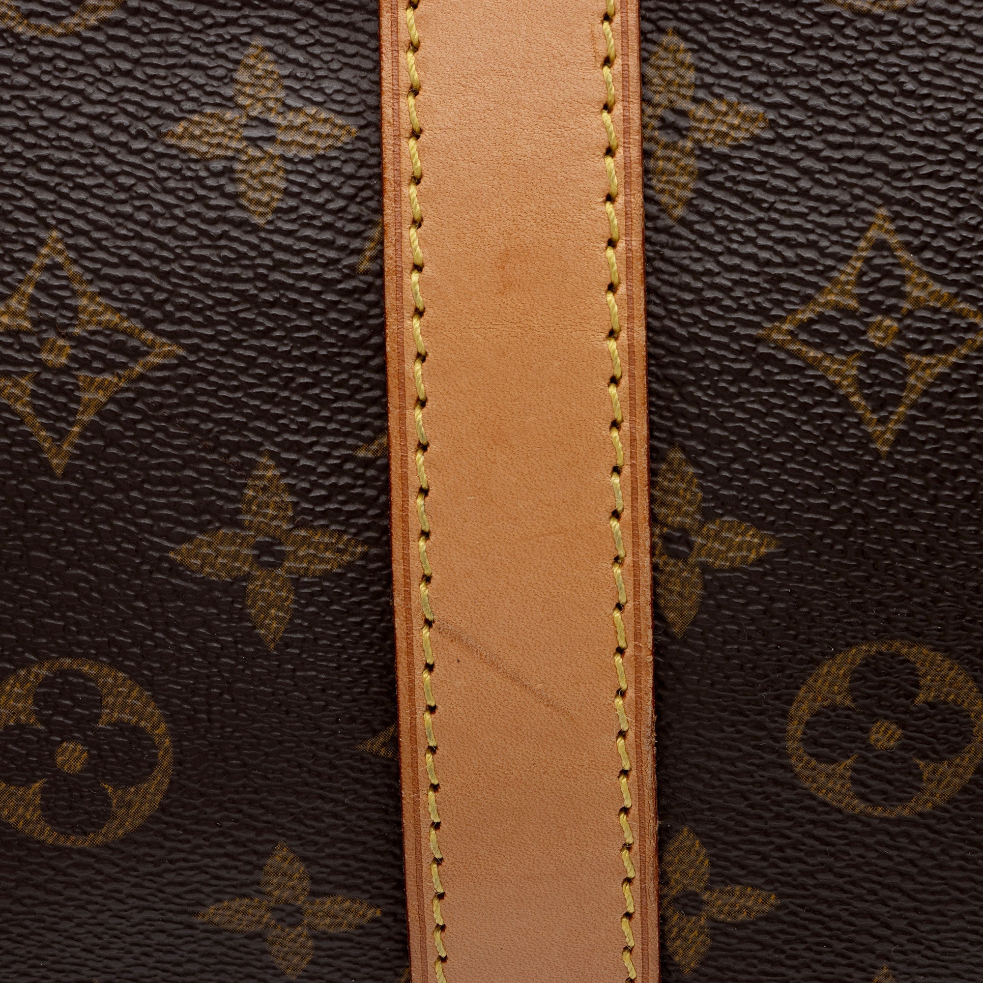 Louis Vuitton Vintage Monogram Canvas Keepall Bandouliere 60 Duffle Bag (SHF-1obcrO) - Image 11