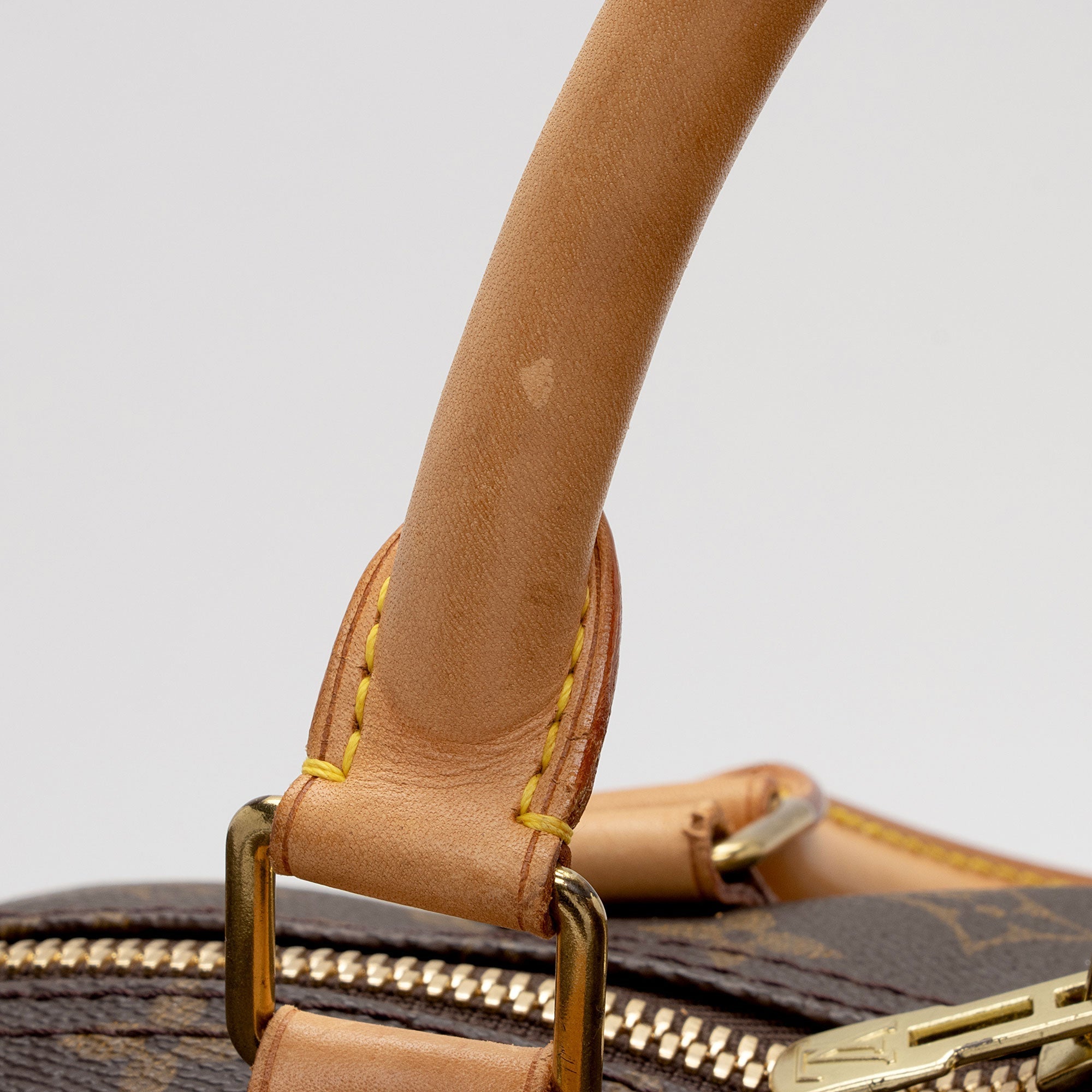 Louis Vuitton Vintage Monogram Canvas Keepall Bandouliere 60 Duffle Bag (SHF-1obcrO) - Image 14