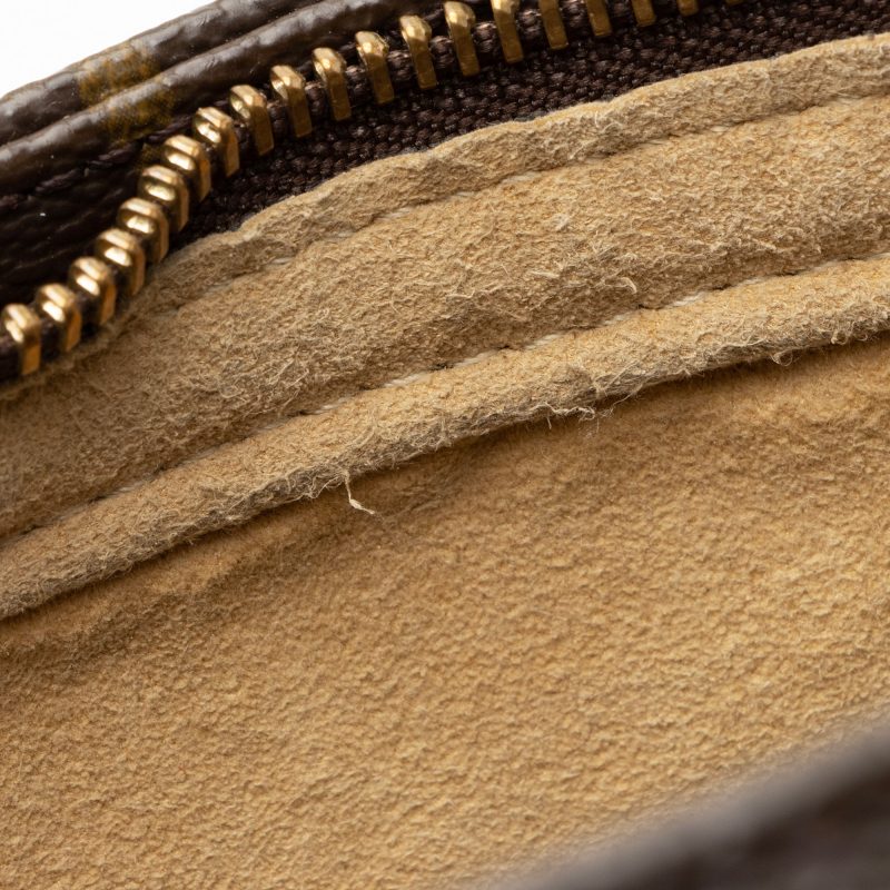 Louis Vuitton Vintage Monogram Canvas Looping GM Shoulder Bag (SHF-22709) - Image 9