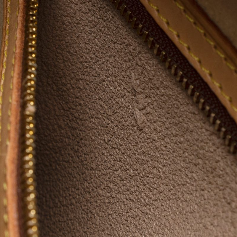 Louis Vuitton Vintage Monogram Canvas Luco Tote (SHF-20927) - Image 17