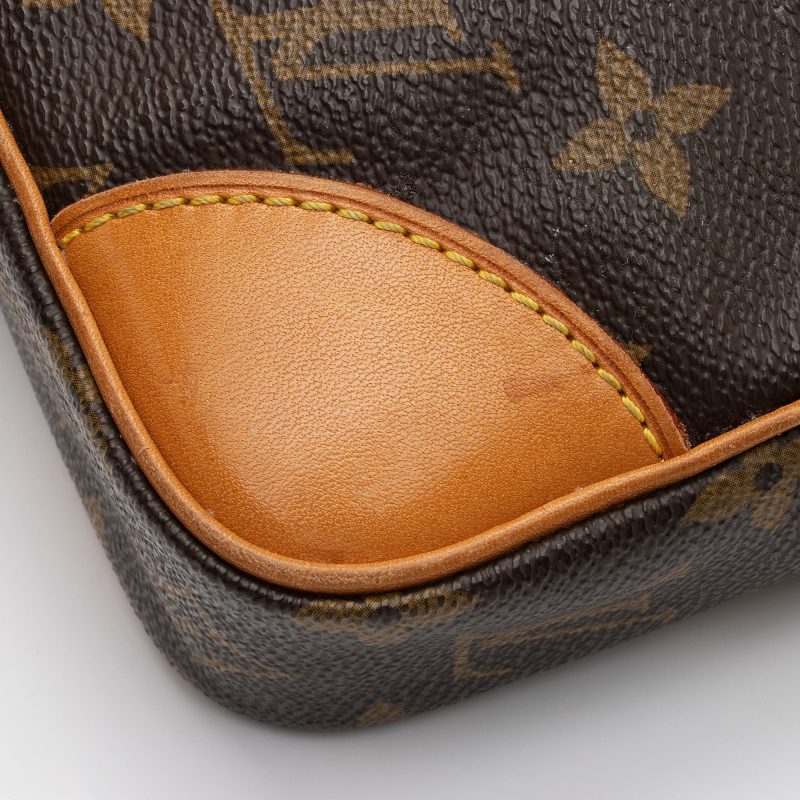 Louis Vuitton Vintage Monogram Canvas Marly Dragonne GM Clutch (SHF-5UeCtK) - Image 10