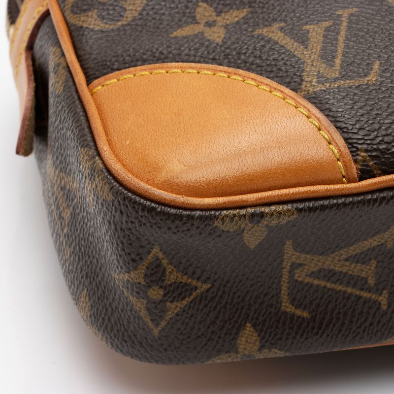 Louis Vuitton Vintage Monogram Canvas Marly Dragonne GM Clutch (SHF-5UeCtK) - Image 11