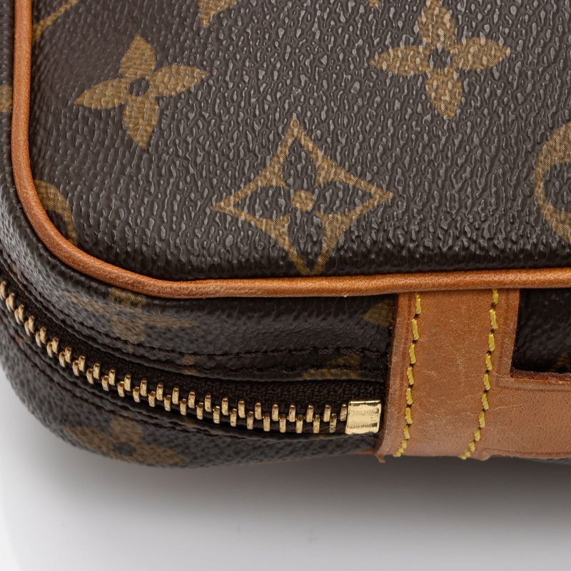 Louis Vuitton Vintage Monogram Canvas Marly Dragonne GM Clutch (SHF-5UeCtK) - Image 12