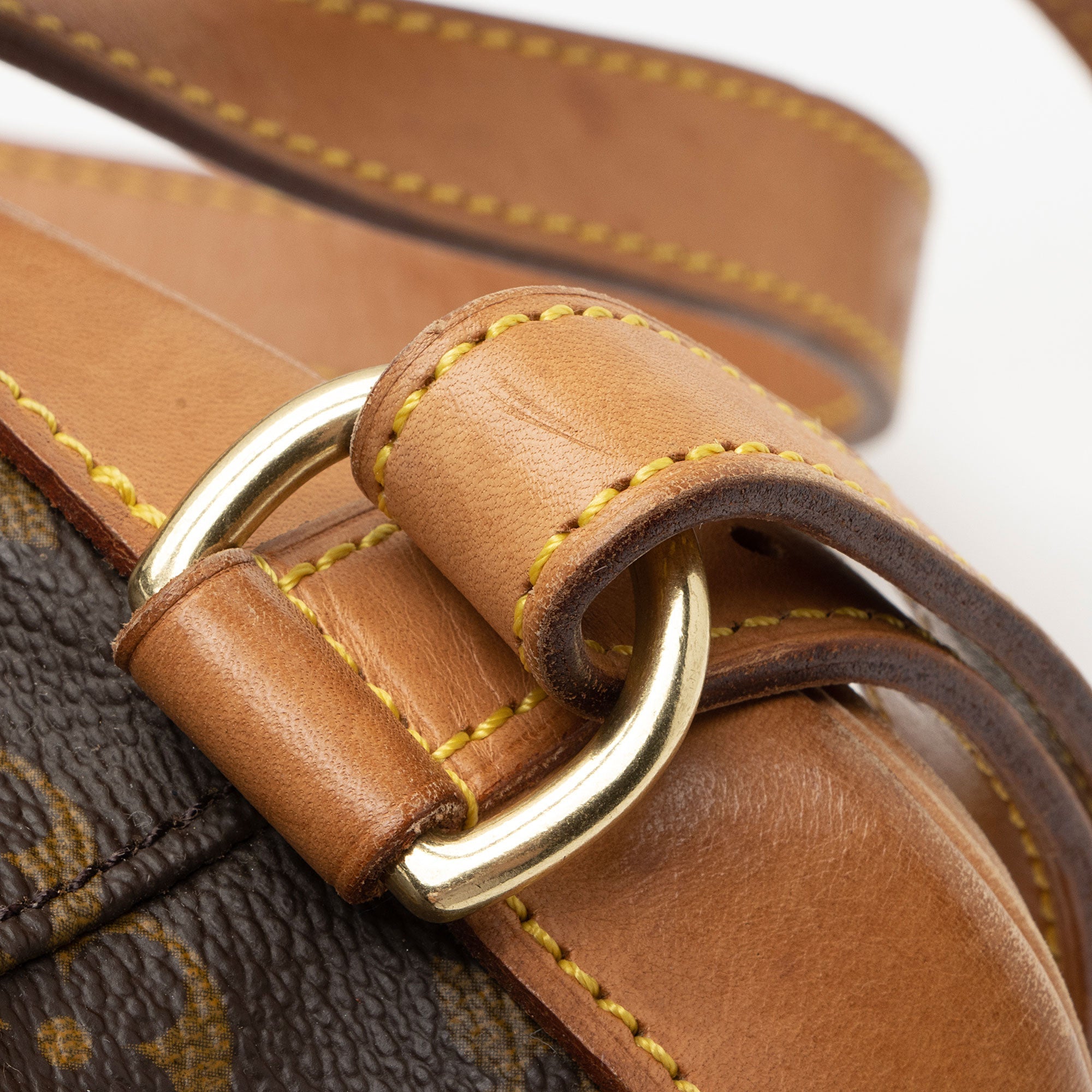 Louis Vuitton Vintage Monogram Canvas Montsouris MM Backpack (SHF-xzN3al) - Image 13