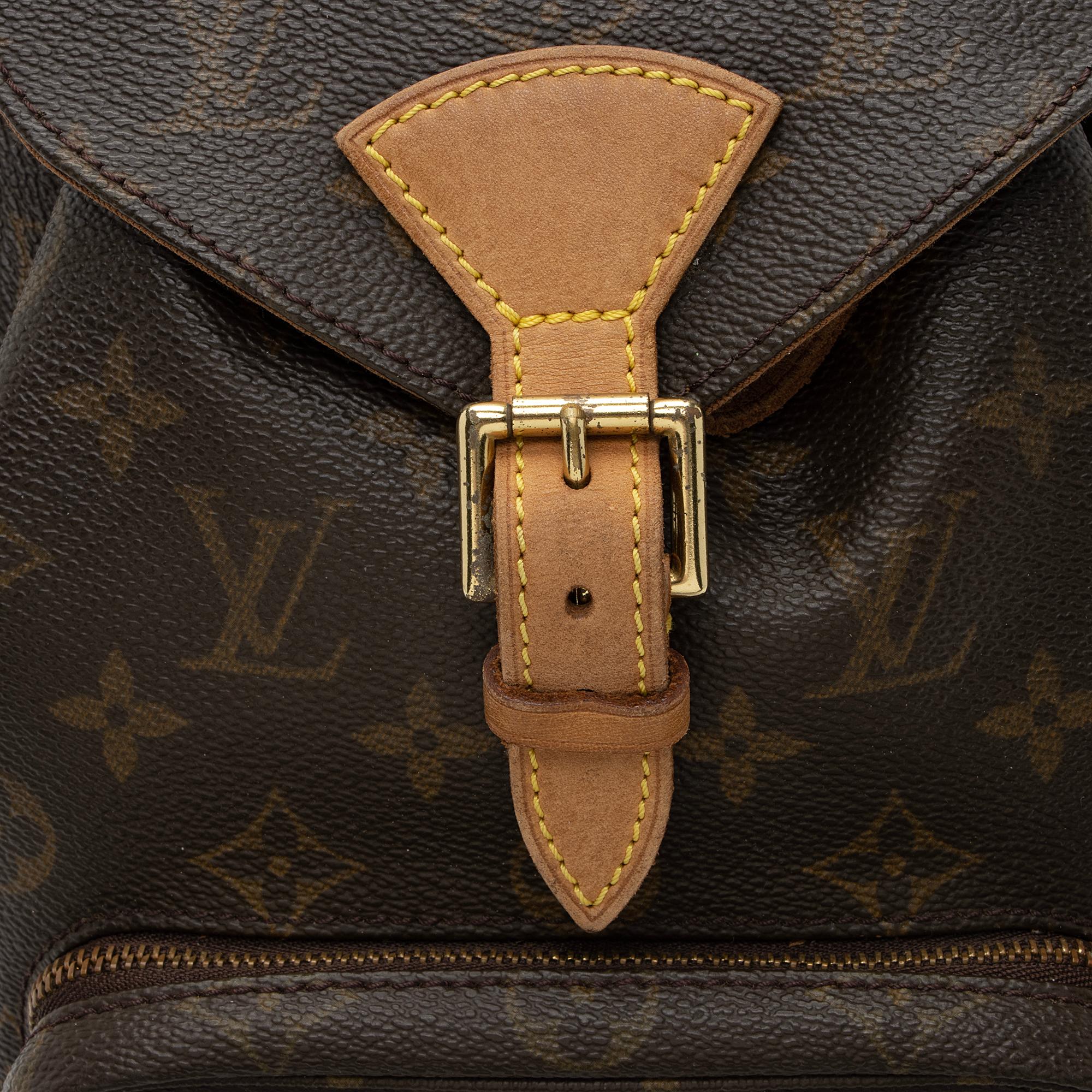 Louis Vuitton Vintage Monogram Canvas Montsouris MM Backpack (SHF-KhKN2W) - Image 8