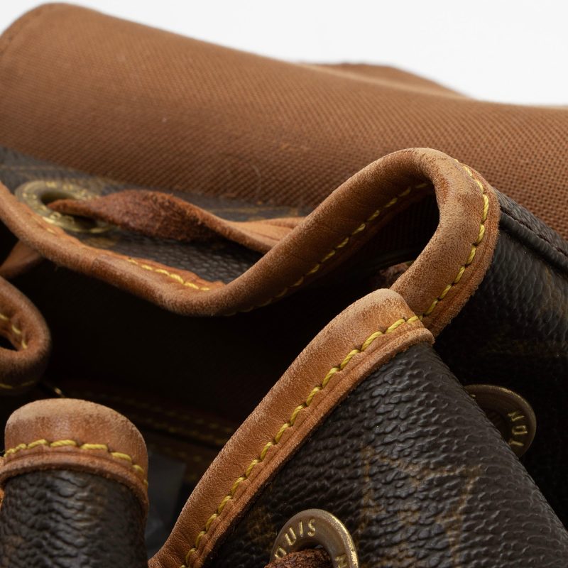 Louis Vuitton Vintage Monogram Canvas Montsouris MM Backpack (SHF-KhKN2W) - Image 11