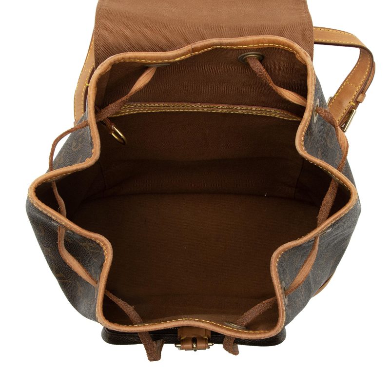 Louis Vuitton Vintage Monogram Canvas Montsouris MM Backpack (SHF-KhKN2W) - Image 6