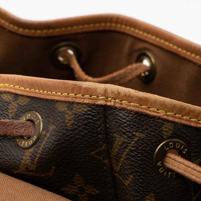 Louis Vuitton Vintage Monogram Canvas Montsouris MM Backpack (SHF-rQuQek) - Image 10