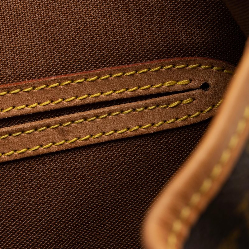 Louis Vuitton Vintage Monogram Canvas Montsouris MM Backpack (SHF-PqfA4Z) - Image 9