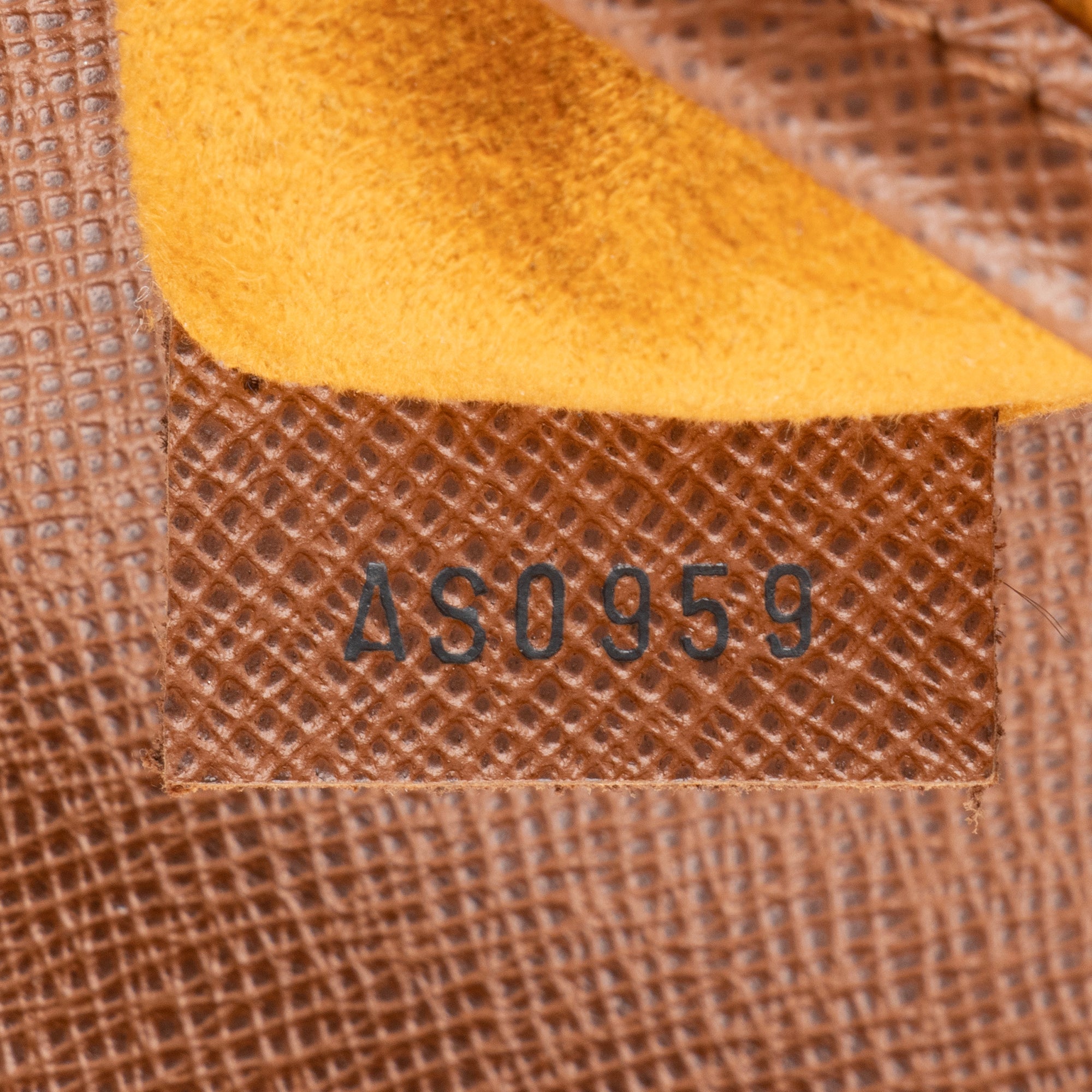 Louis Vuitton Vintage Monogram Canvas Musette Salsa Shoulder Bag (SHF-23579) - Image 5