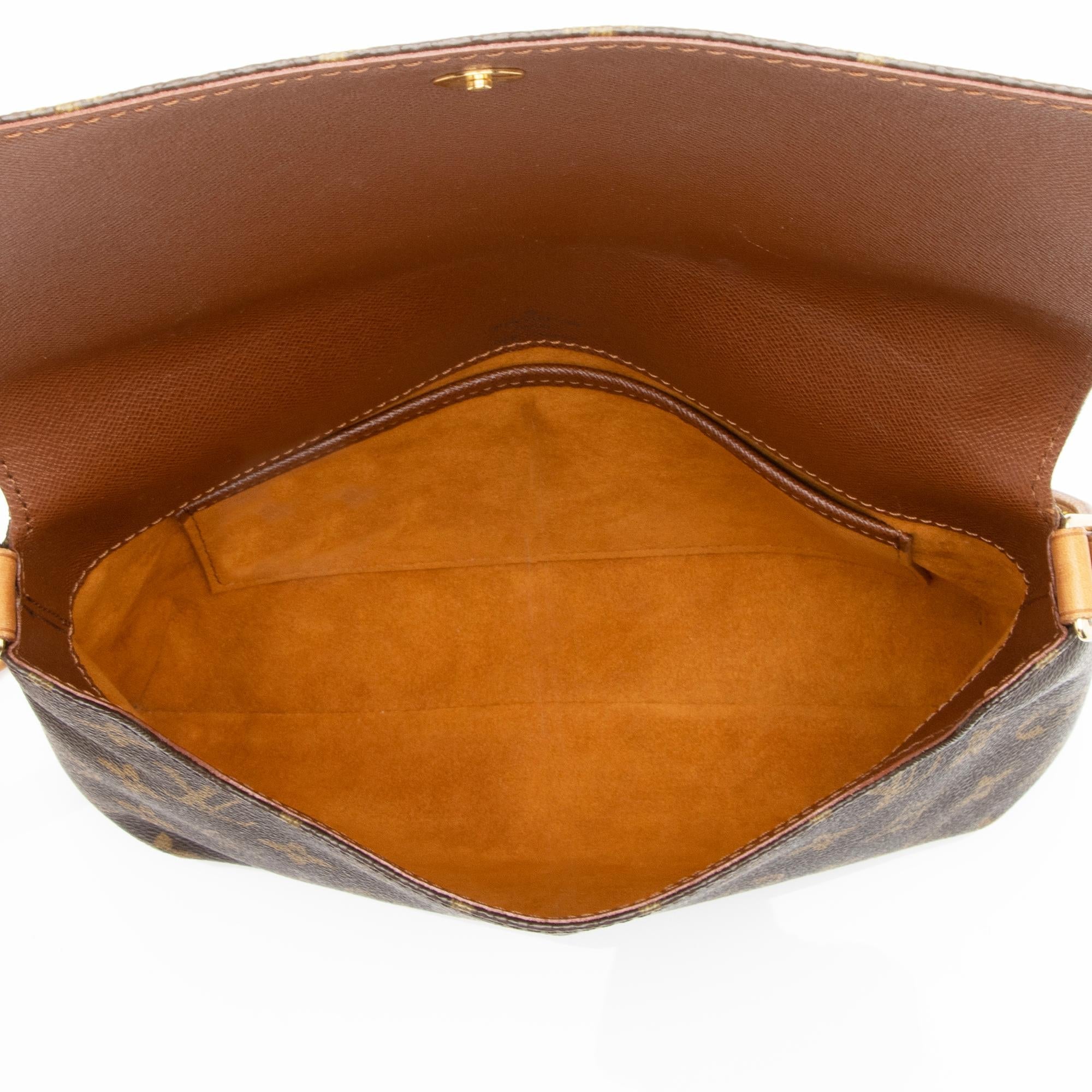 Louis Vuitton Vintage Monogram Canvas Musette Tango Shoulder Bag (SHF-23533) - Image 6