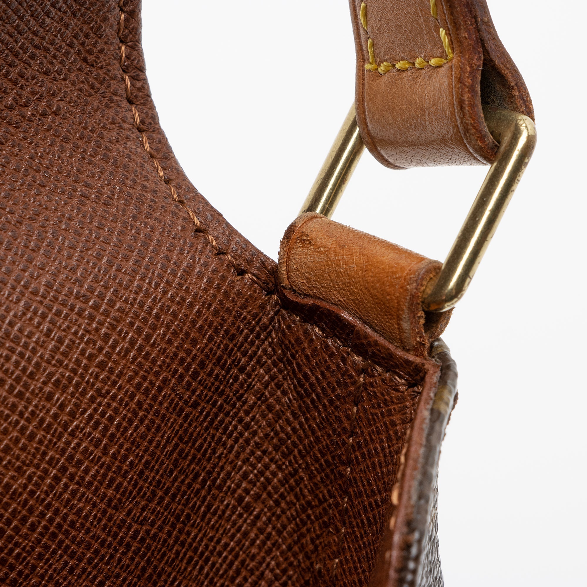 Louis Vuitton Vintage Monogram Canvas Musette Tango Shoulder Bag (SHF-vU796M) - Image 9