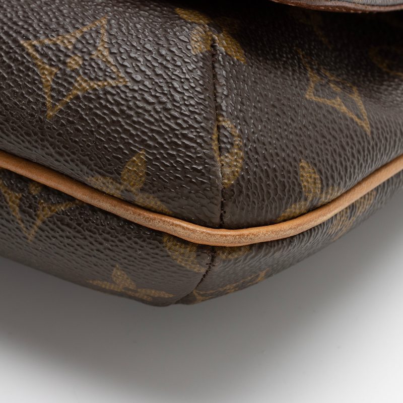 Louis Vuitton Vintage Monogram Canvas Musette Tango Shoulder Bag (SHF-vU796M) - Image 13