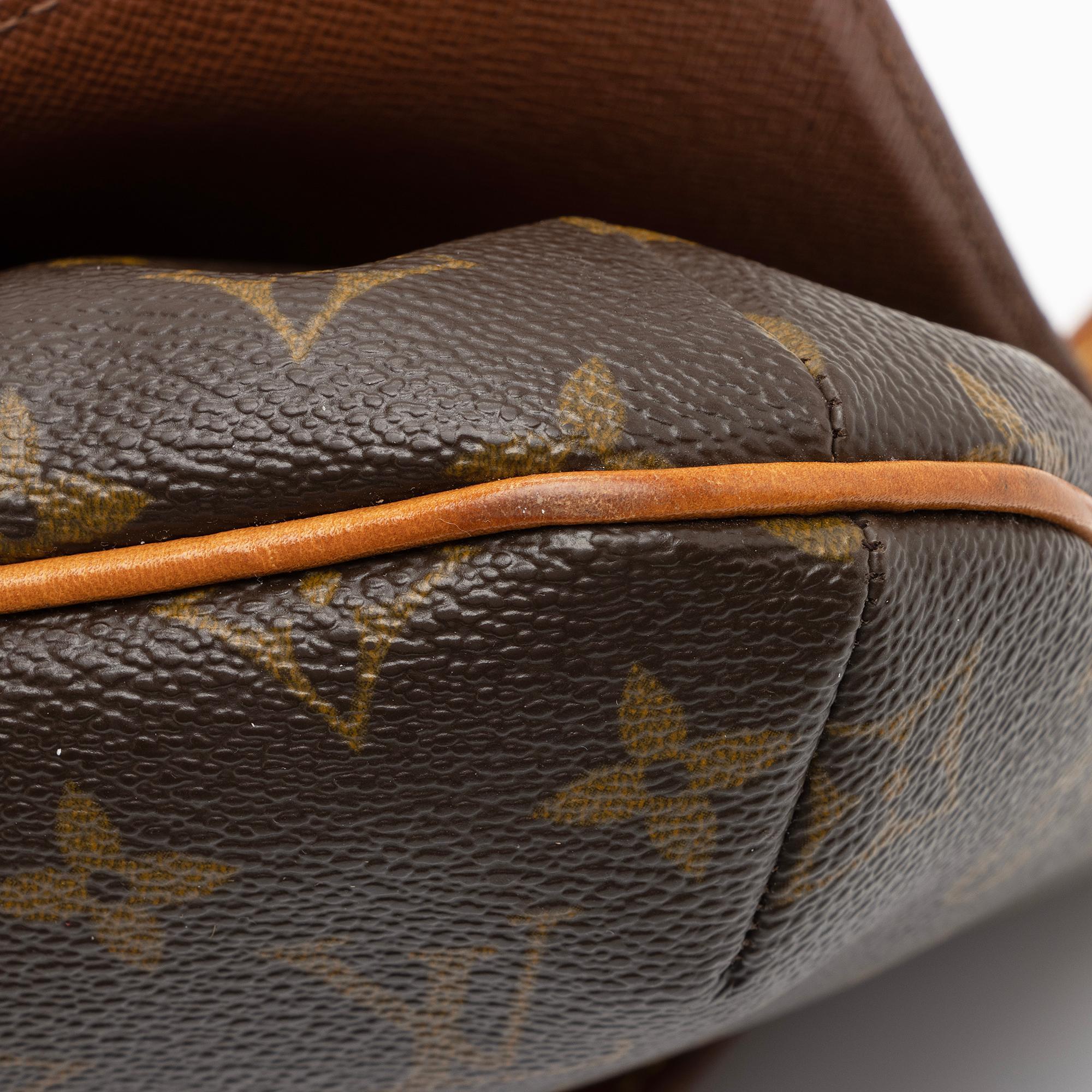 Louis Vuitton Vintage Monogram Canvas Musette Tango Shoulder Bag (SHF-xSc04e) - Image 12