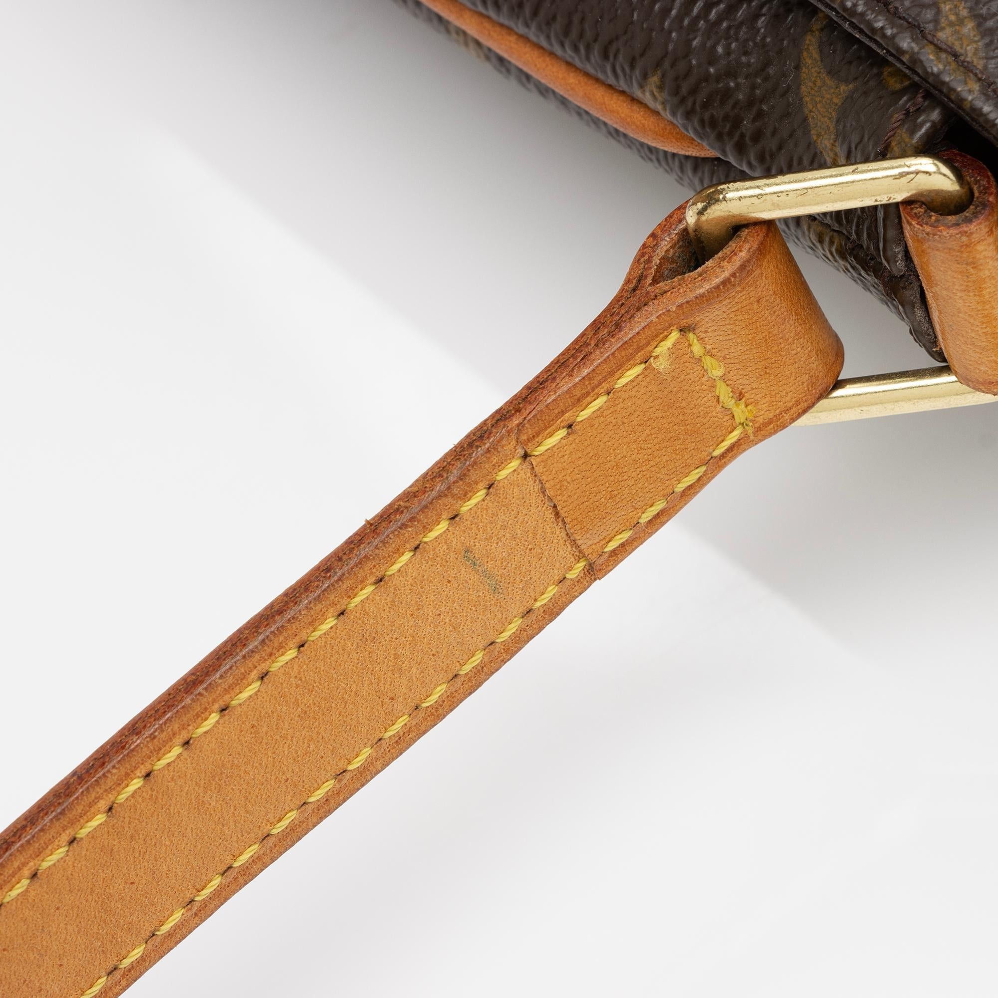 Louis Vuitton Vintage Monogram Canvas Musette Tango Shoulder Bag (SHF-xSc04e) - Image 13