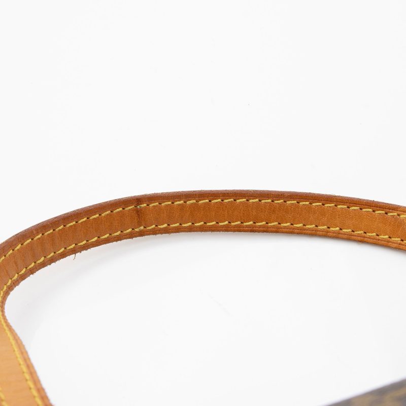 Louis Vuitton Vintage Monogram Canvas Papillon 26 Satchel (SHF-4MPCnf) - Image 10
