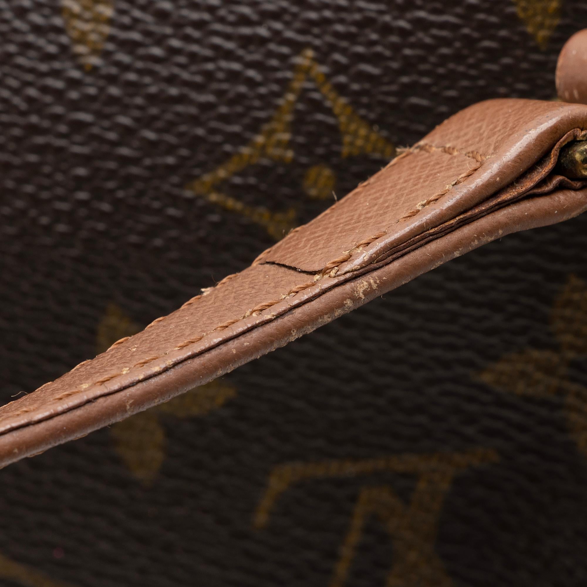 Louis Vuitton Vintage Monogram Canvas Papillon 30 Satchel (SHF-22747) - Image 16