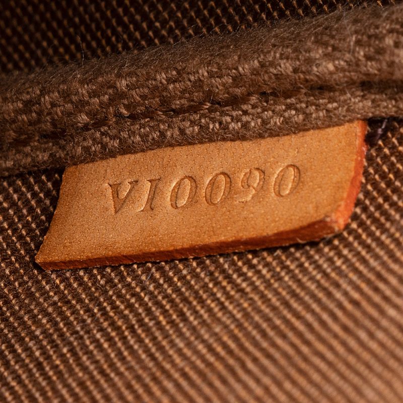 Louis Vuitton Vintage Monogram Canvas Pochette Accessoires (SHF-21133) - Image 5