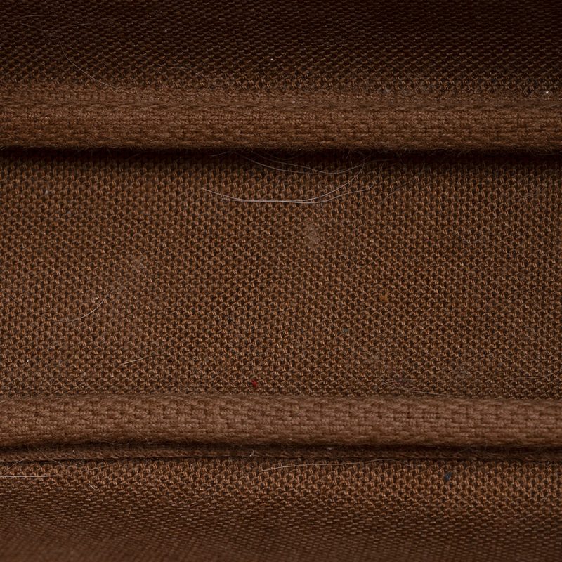 Louis Vuitton Vintage Monogram Canvas Pochette Accessoires (SHF-21351) - Image 9