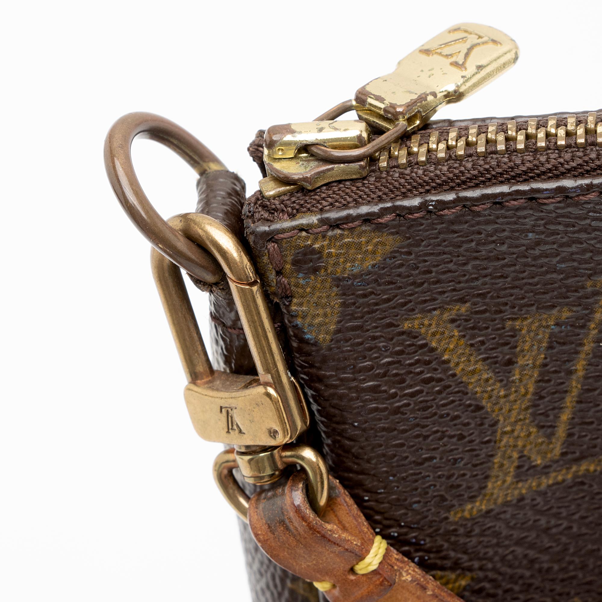 Louis Vuitton Vintage Monogram Canvas Pochette Accessoires (SHF-J5eGly) - Image 9