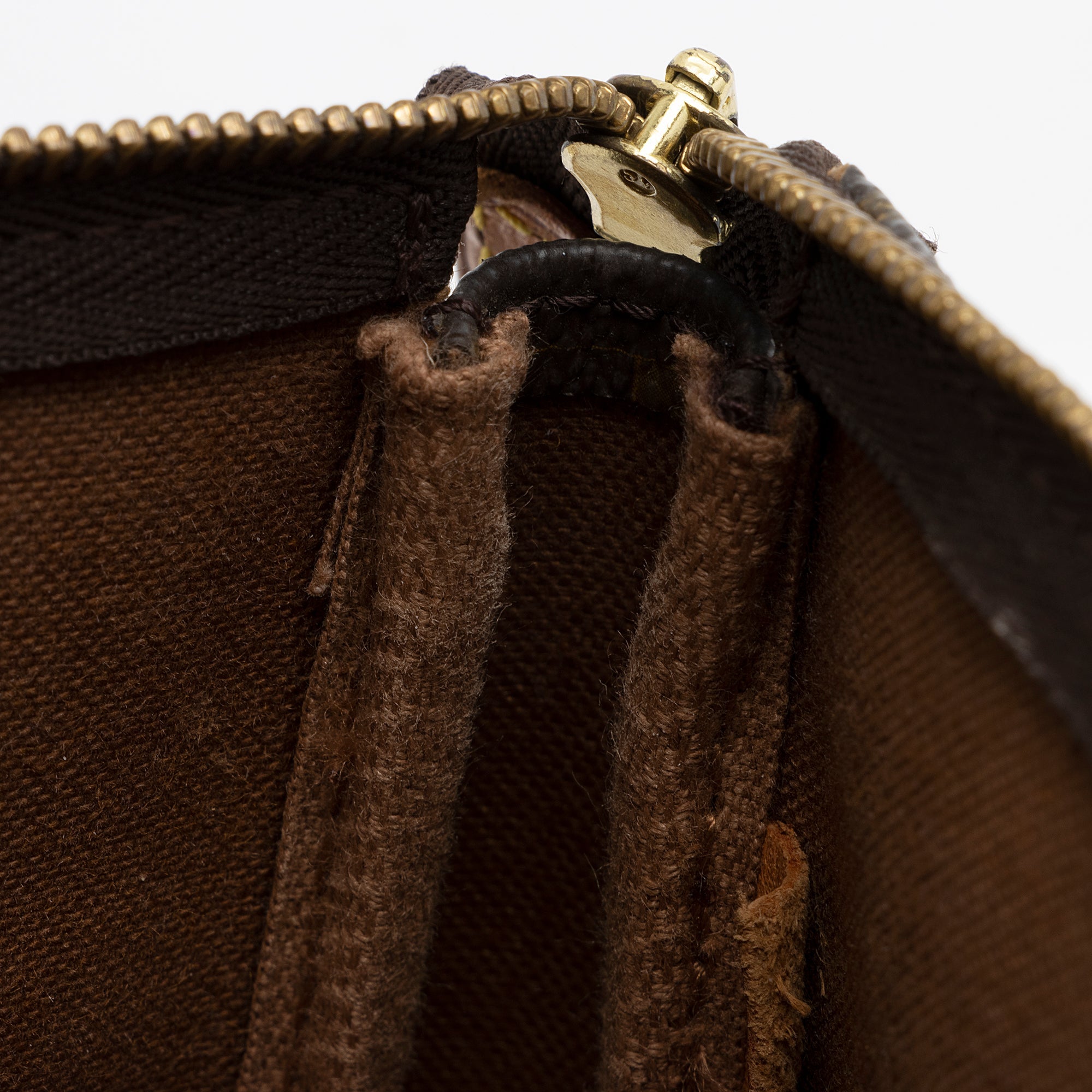 Louis Vuitton Vintage Monogram Canvas Pochette Accessoires (SHF-pPPIpX) - Image 8