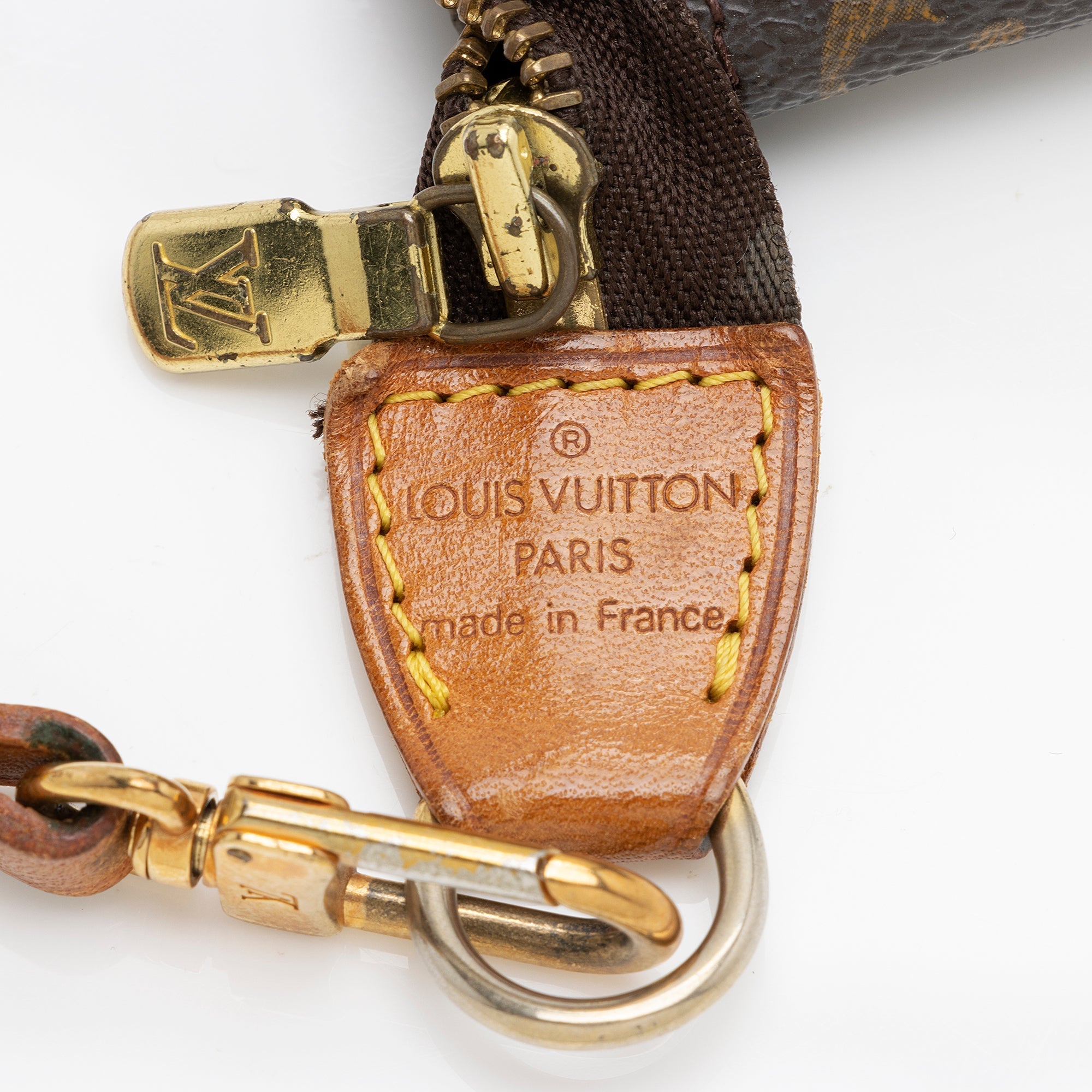 Louis Vuitton Vintage Monogram Canvas Pochette Accessoires (SHF-pPPIpX) - Image 7