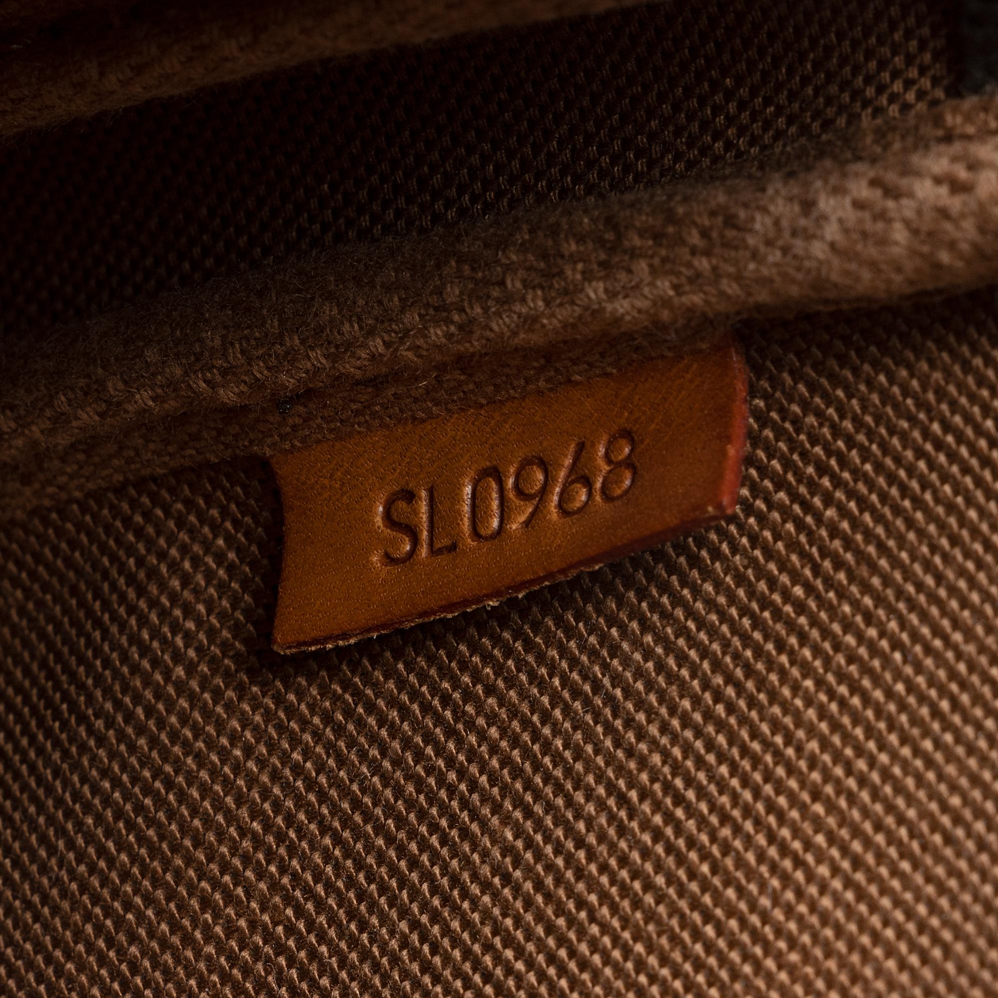 Louis Vuitton Vintage Monogram Canvas Pochette Accessoires (SHF-x5ejjN) - Image 5