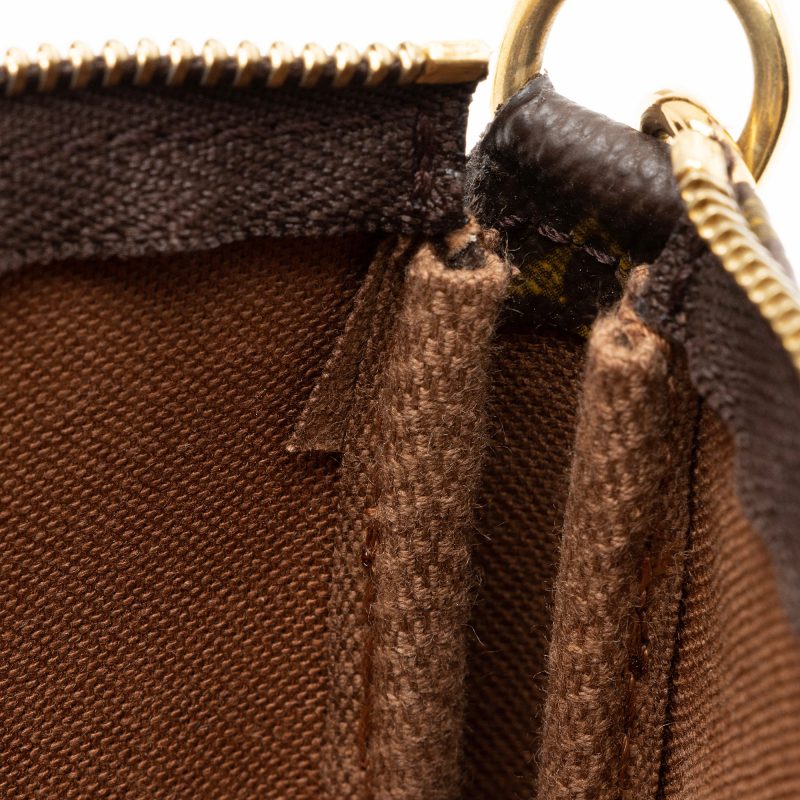 Louis Vuitton Vintage Monogram Canvas Pochette Accessoires (SHF-K4un5E) - Image 12