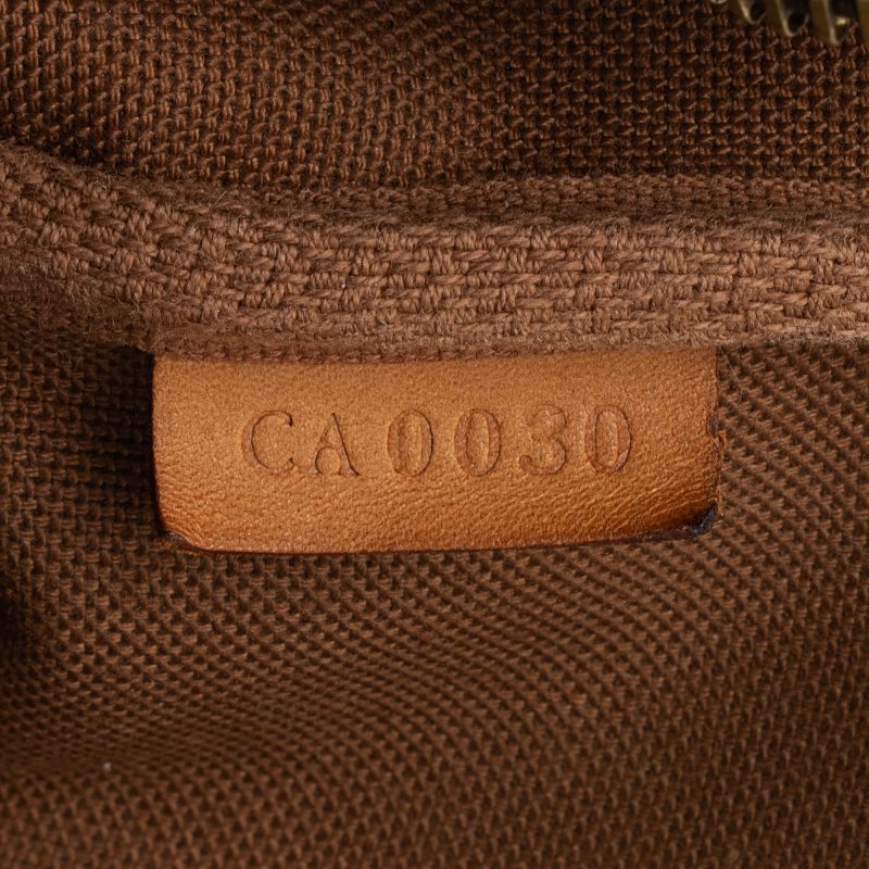 Louis Vuitton Vintage Monogram Canvas Pochette Accessoires (SHF-9OsCbe) - Image 5