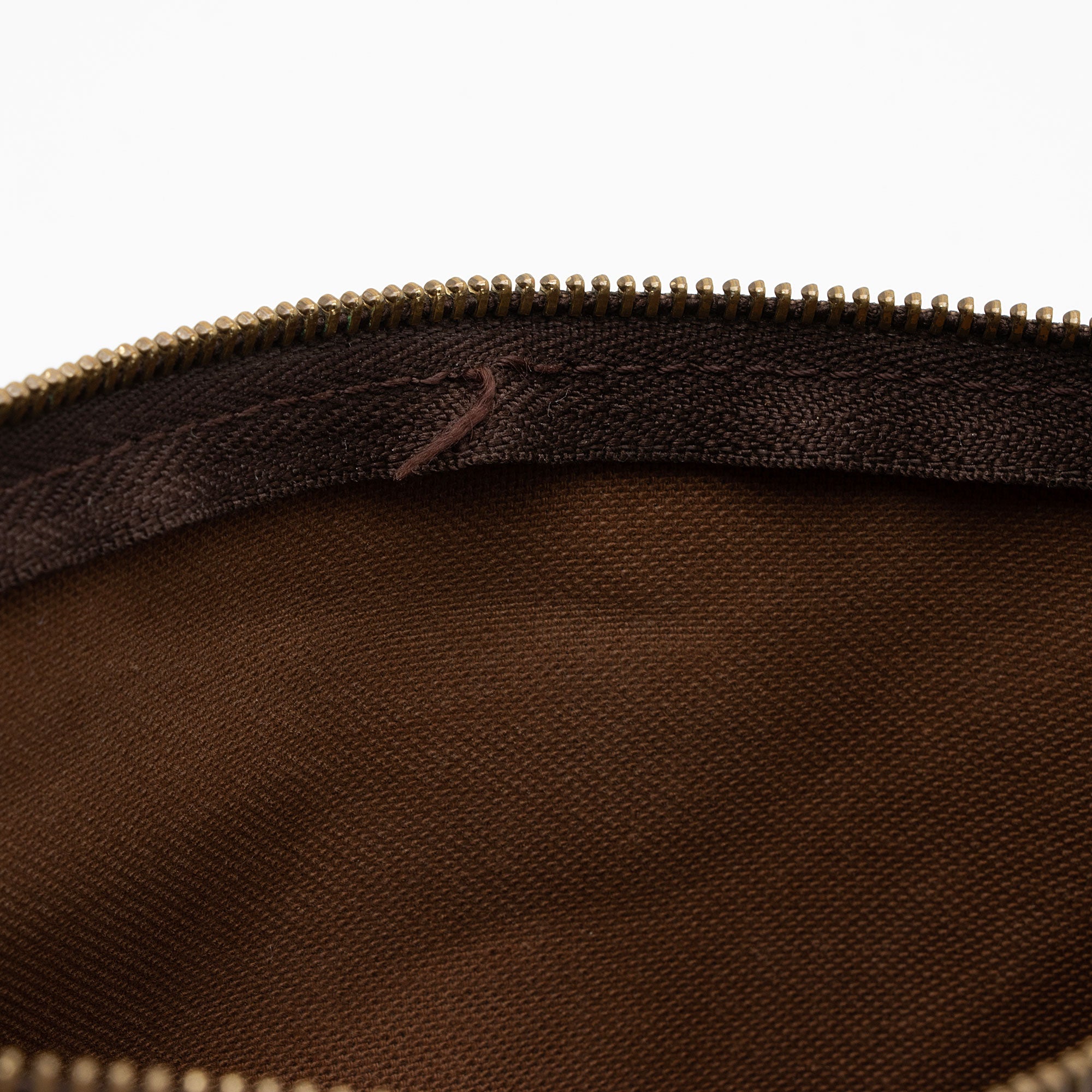 Louis Vuitton Vintage Monogram Canvas Pochette Accessoires (SHF-9OsCbe) - Image 9