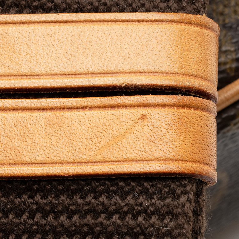Louis Vuitton Vintage Monogram Canvas Pochette Gange Sling Bag (SHF-20873) - Image 9