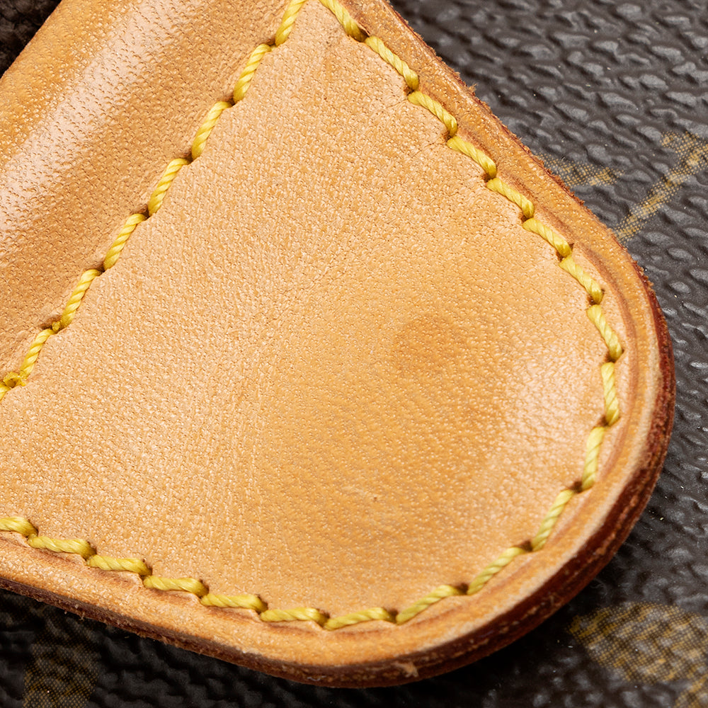 Louis Vuitton Vintage Monogram Canvas Pochette Gange Sling Bag (SHF-20873) - Image 10