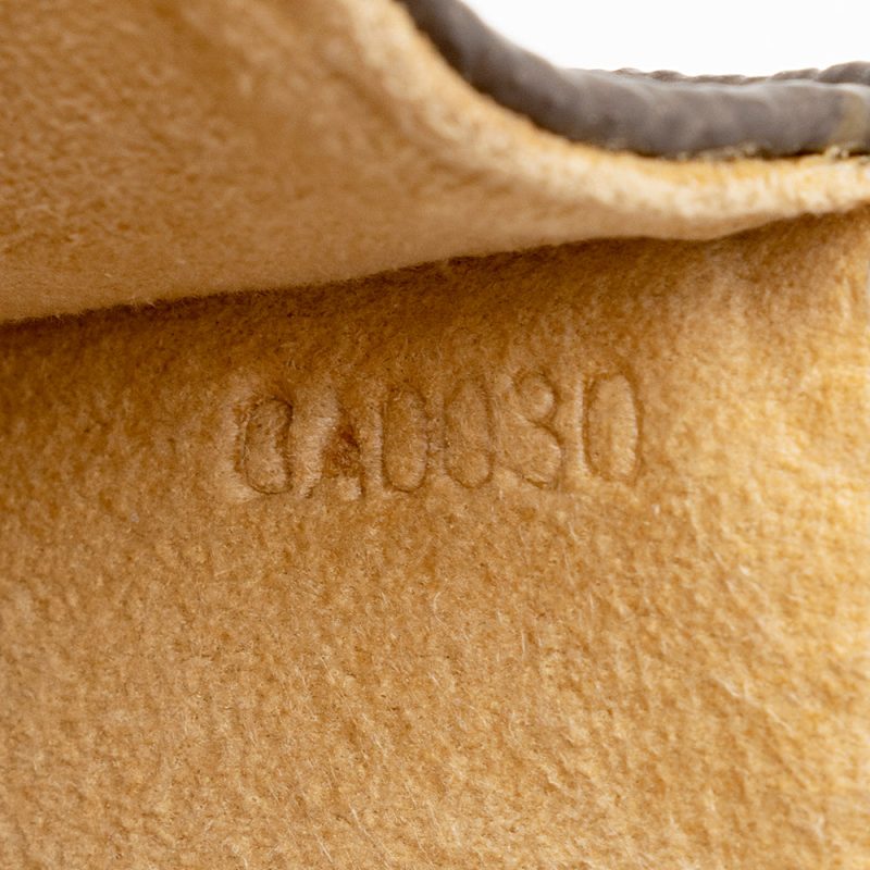 Louis Vuitton Vintage Monogram Canvas Pochette Twin GM Shoulder Bag (SHF-20314) - Image 5