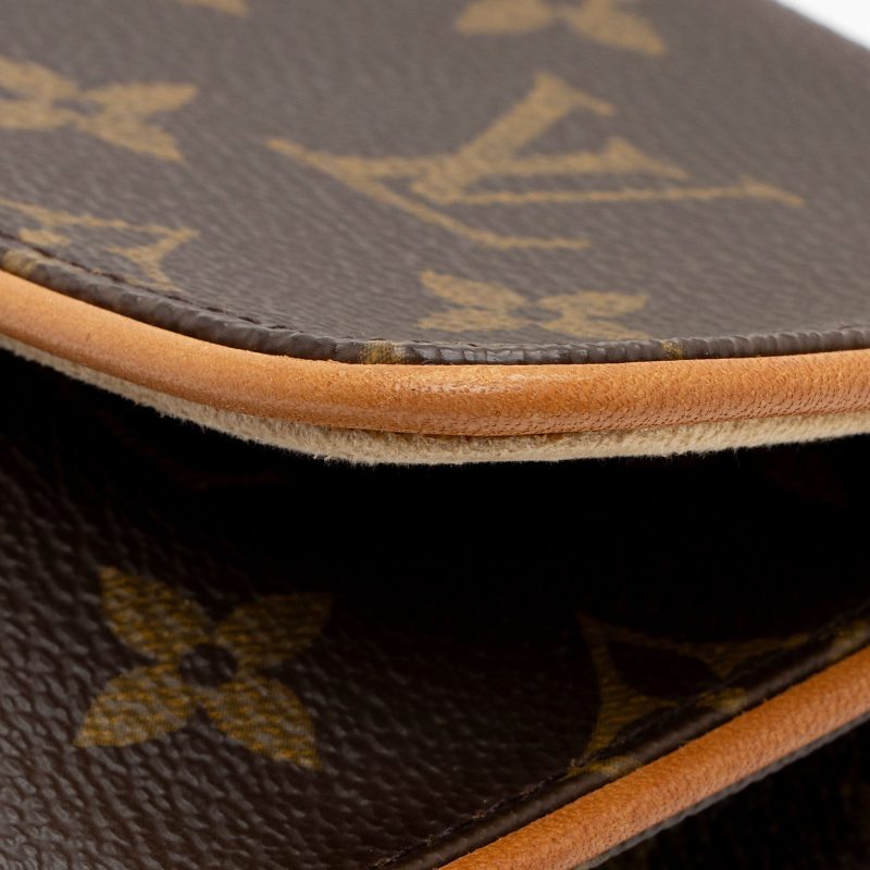 Louis Vuitton Vintage Monogram Canvas Pochette Twin GM Shoulder Bag (SHF-to1955) - Image 16