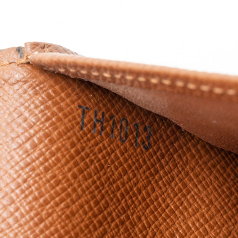Louis Vuitton Vintage Monogram Canvas Porte Tresor International Wallet (SHF-VIGaP0) - Image 3