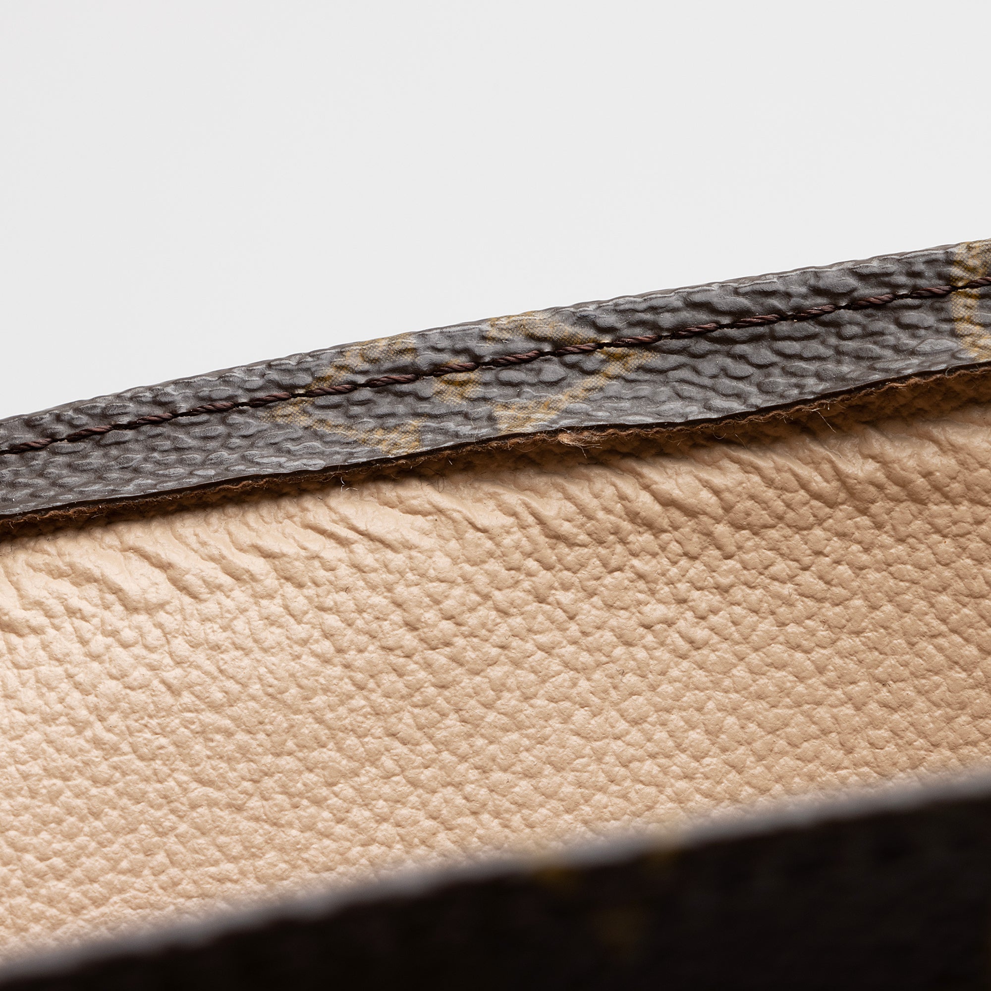 Louis Vuitton Vintage Monogram Canvas Sac Plat Tote (SHF-22683) - Image 11