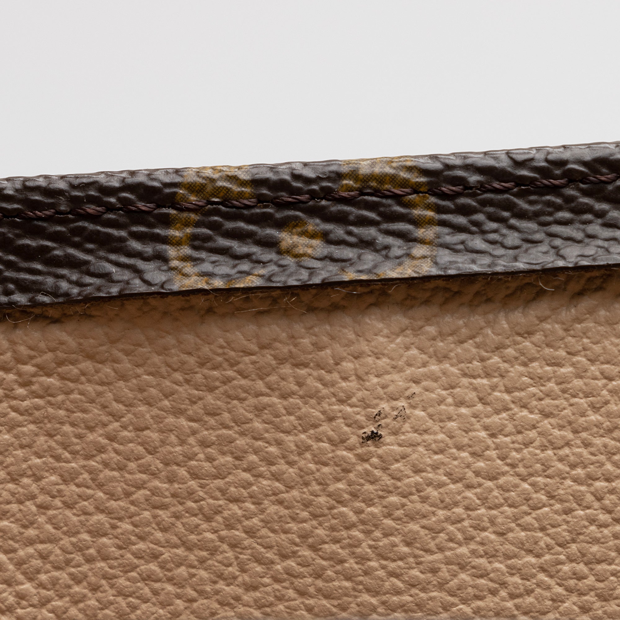 Louis Vuitton Vintage Monogram Canvas Sac Plat Tote (SHF-22683) - Image 13