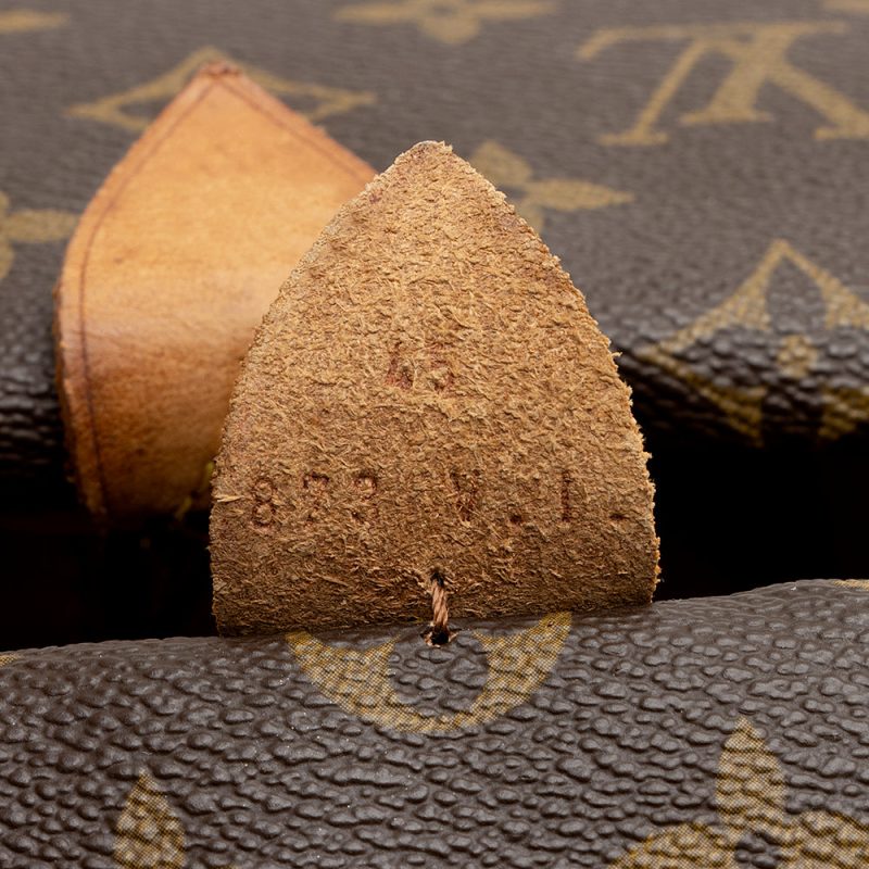 Louis Vuitton Vintage Monogram Canvas Sac Souple 45 Duffel Bag (SHF-21410) - Image 5