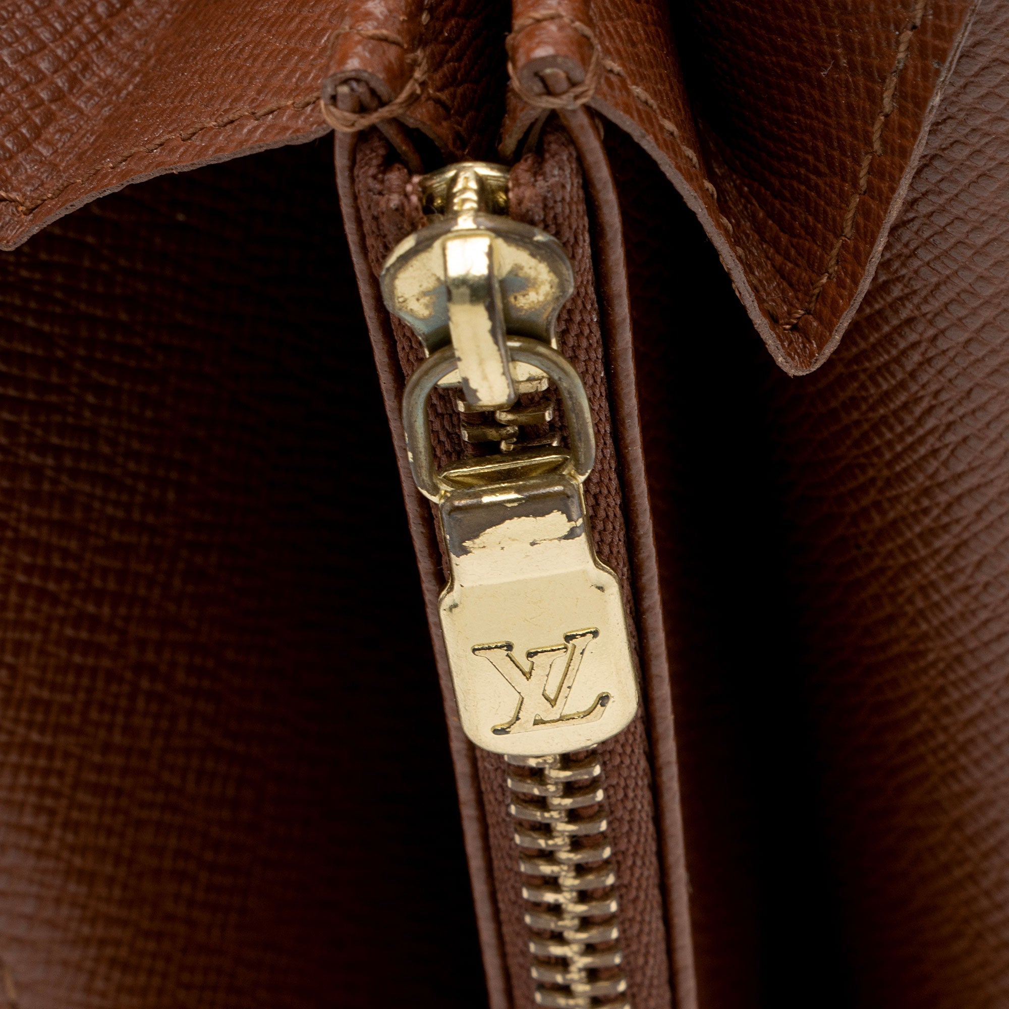 Louis Vuitton Vintage Monogram Canvas Sarah Wallet (SHF-NDngCm) - Image 7
