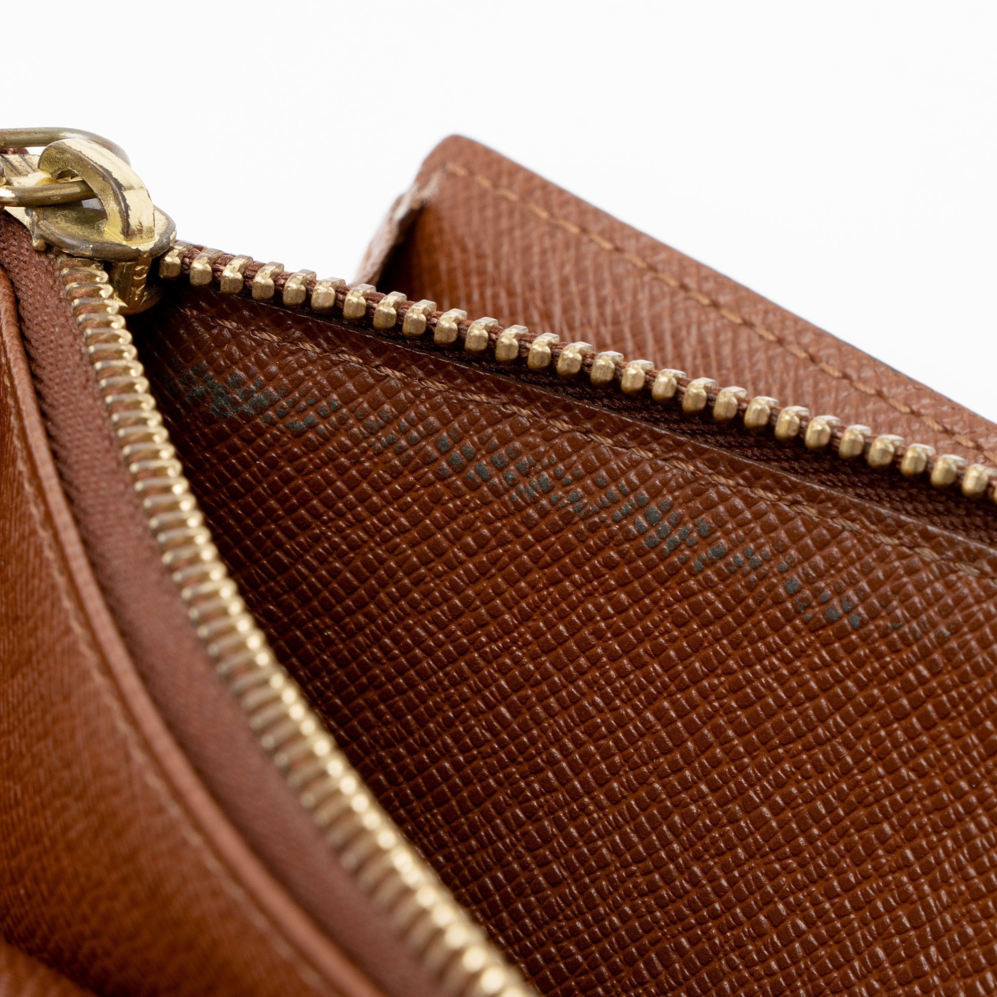 Louis Vuitton Vintage Monogram Canvas Sarah Wallet (SHF-NDngCm) - Image 8
